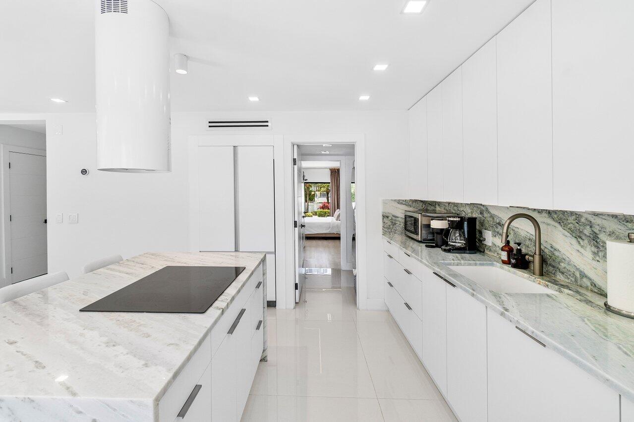 LAUDERDALE BEACH - Residential