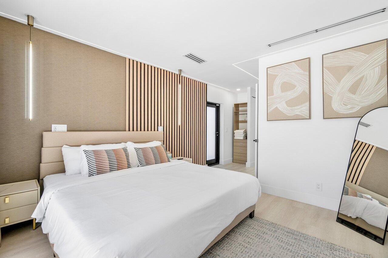 LAUDERDALE BEACH - Residential
