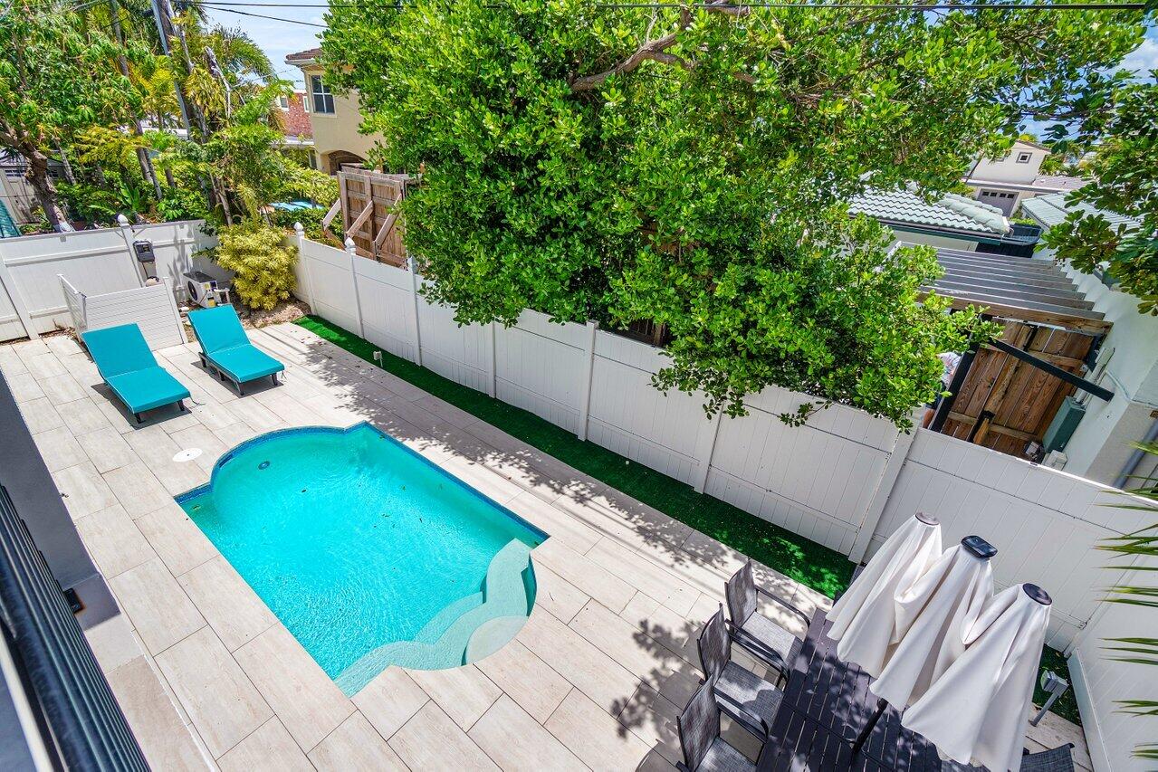 LAUDERDALE BEACH - Residential