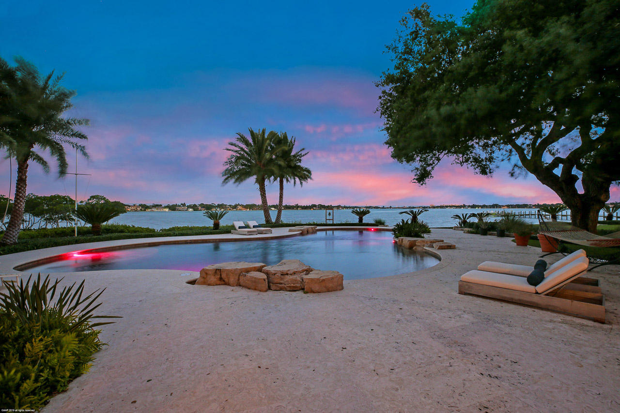 Pennock Point - Residential