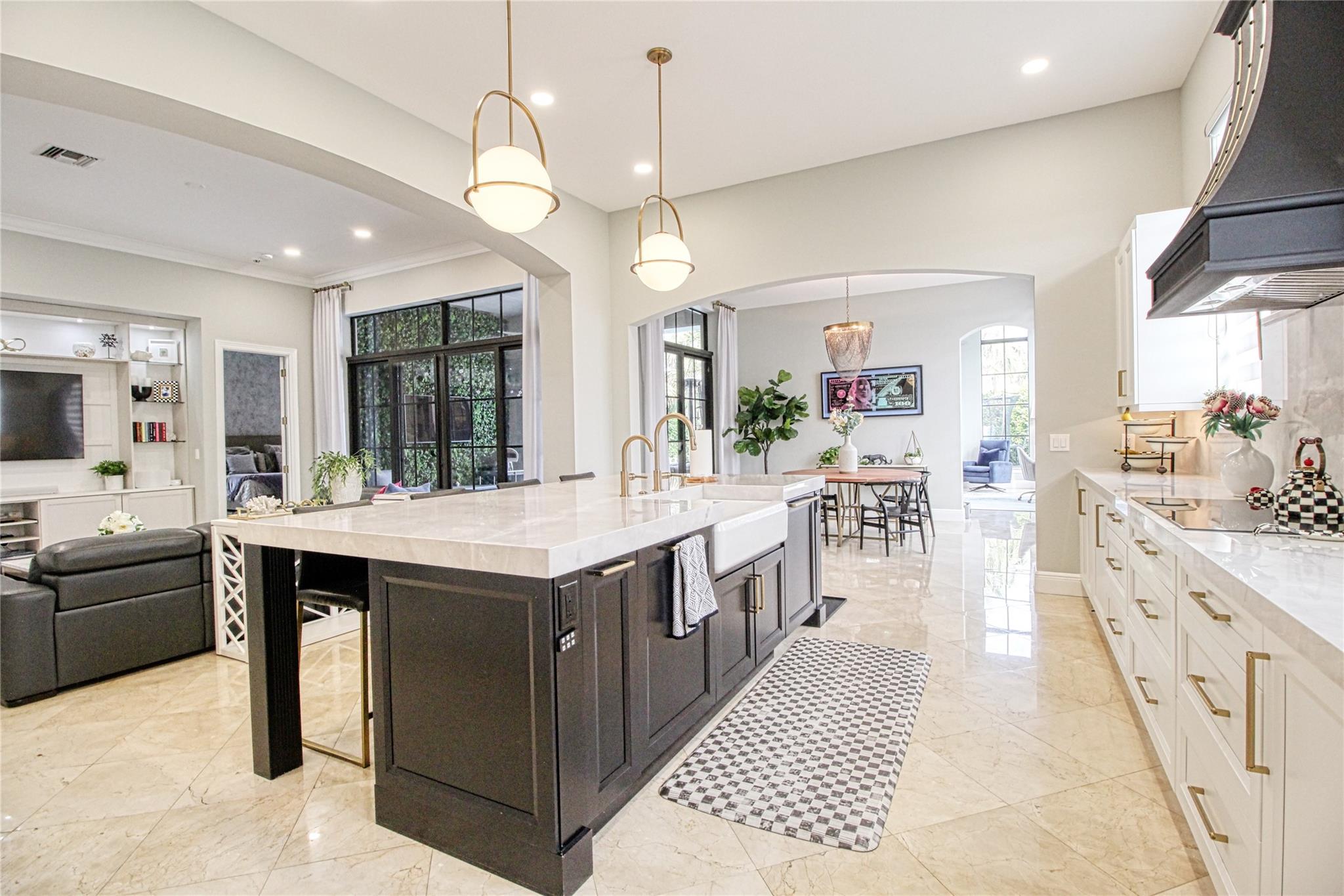 PARKLAND GOLF AND COUNTRY - Residential