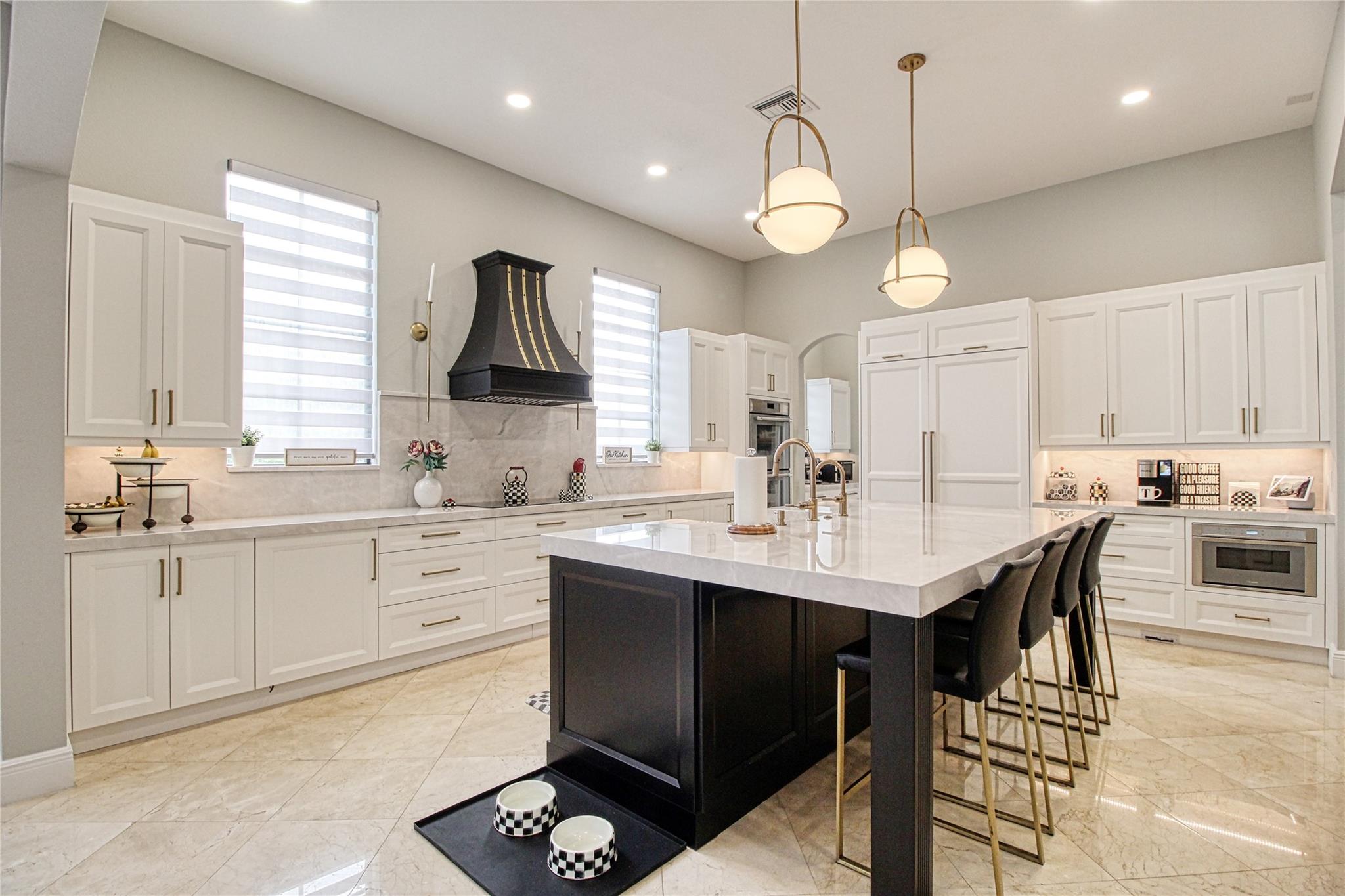 PARKLAND GOLF AND COUNTRY - Residential