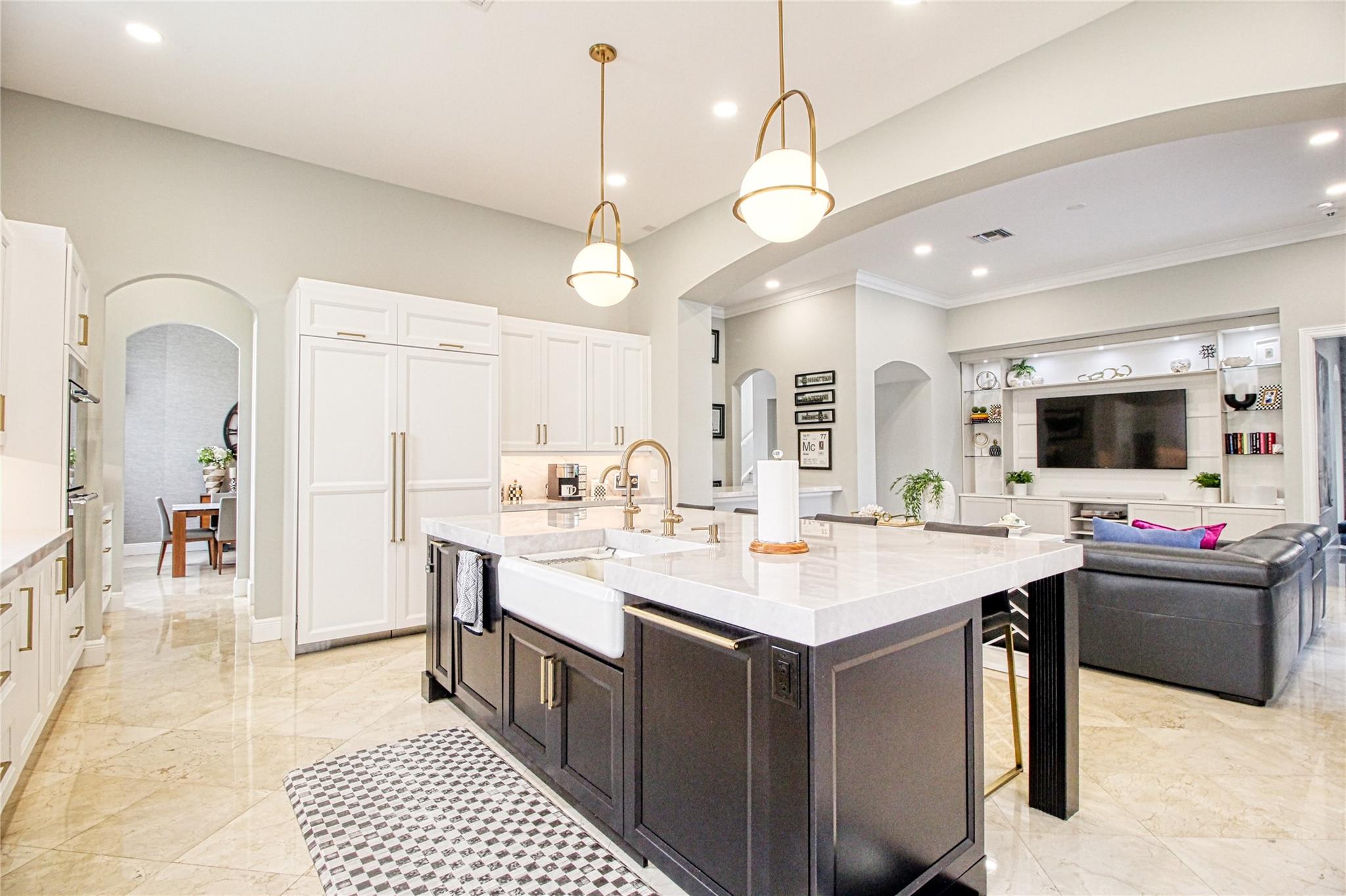 PARKLAND GOLF AND COUNTRY - Residential