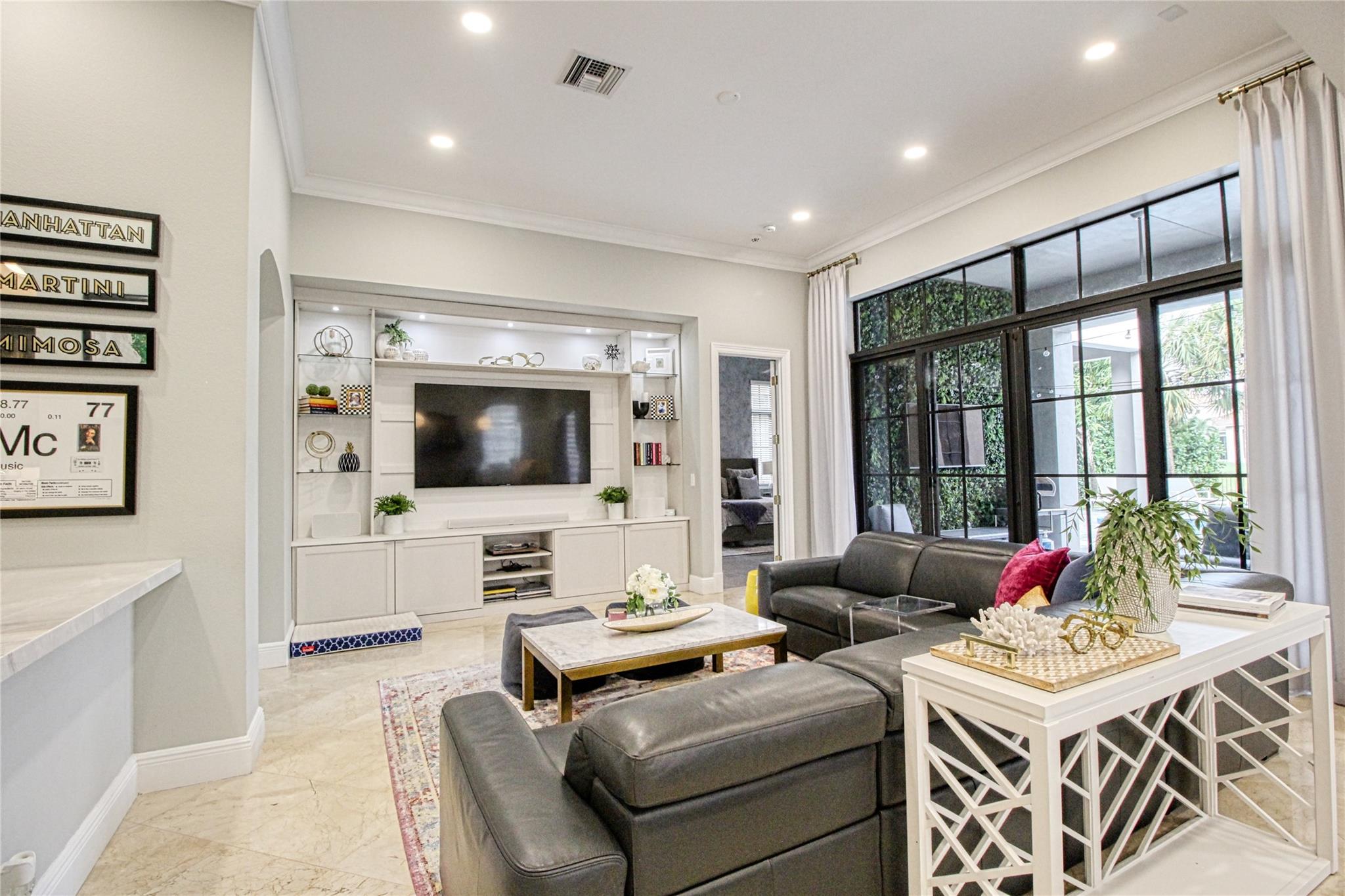 PARKLAND GOLF AND COUNTRY - Residential