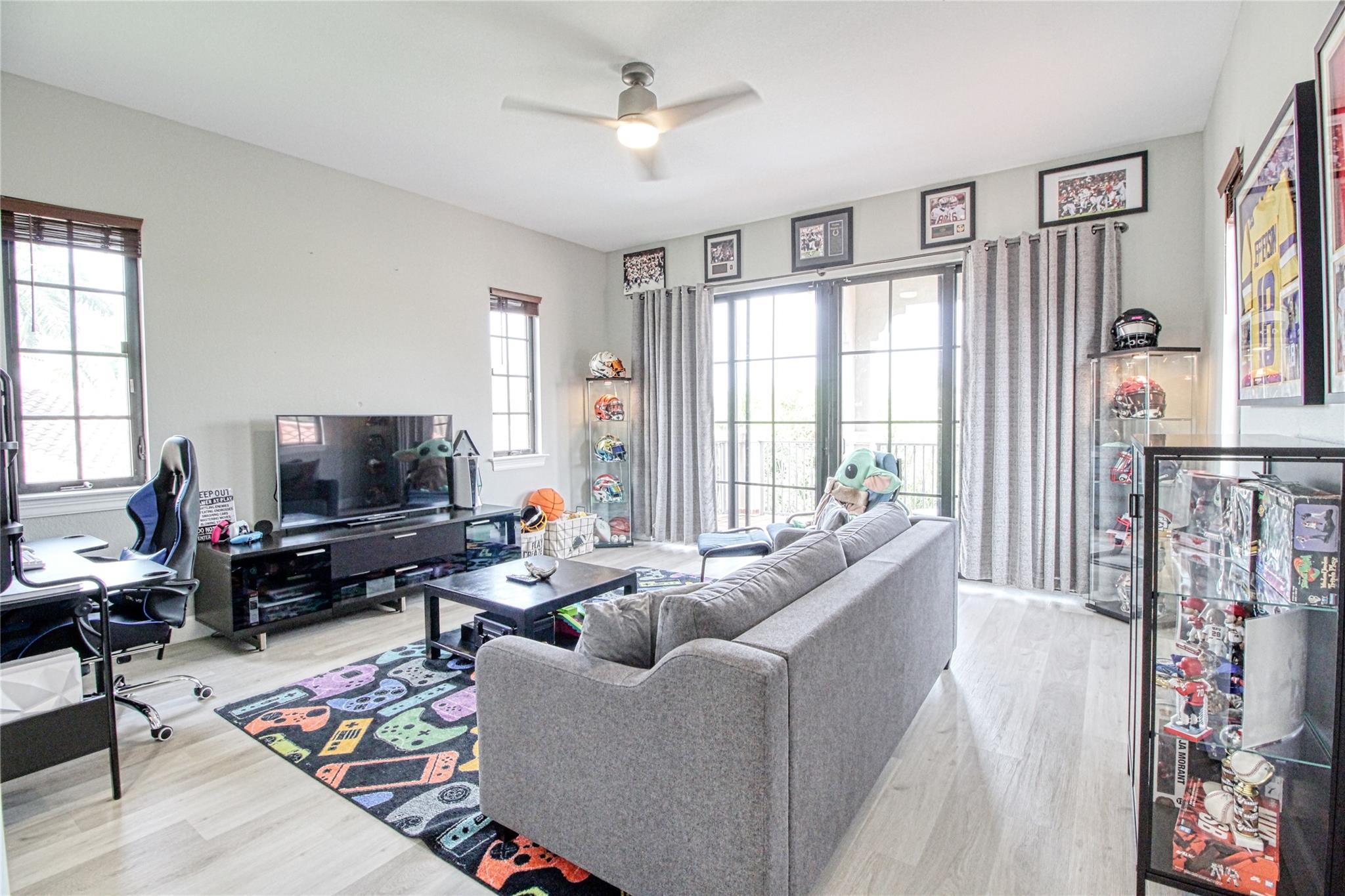 PARKLAND GOLF AND COUNTRY - Residential