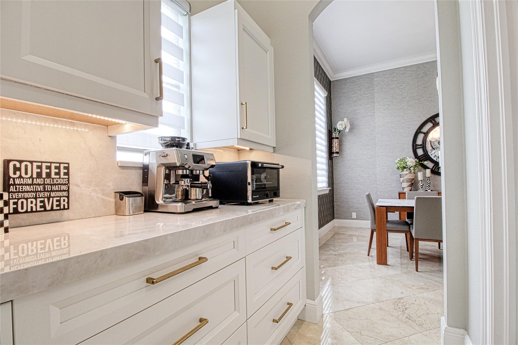 PARKLAND GOLF AND COUNTRY - Residential