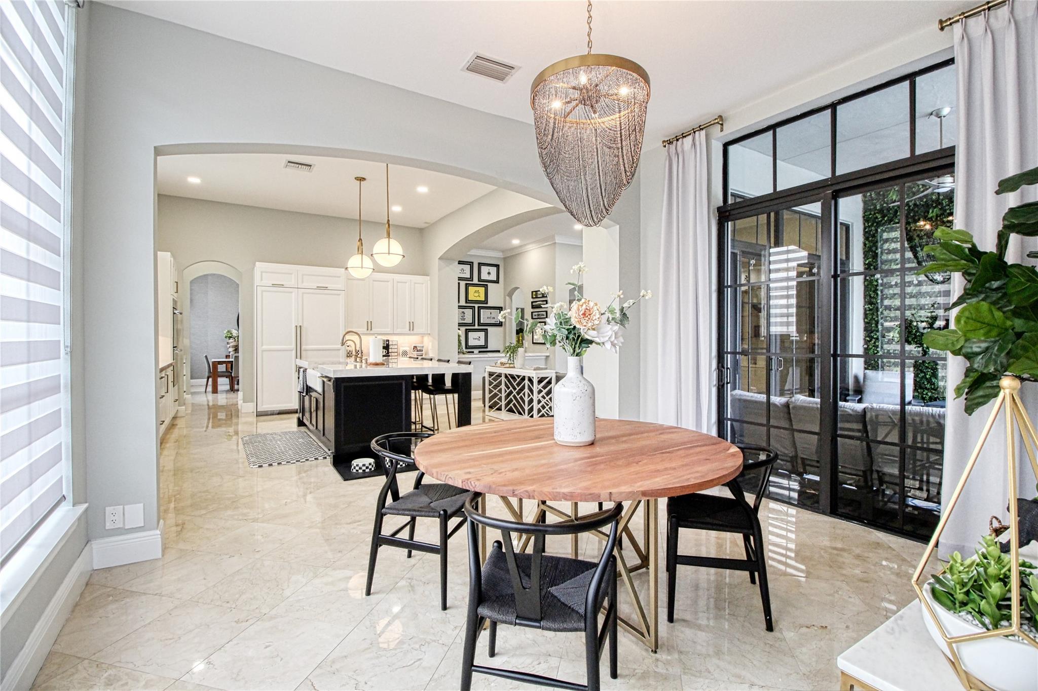 PARKLAND GOLF AND COUNTRY - Residential