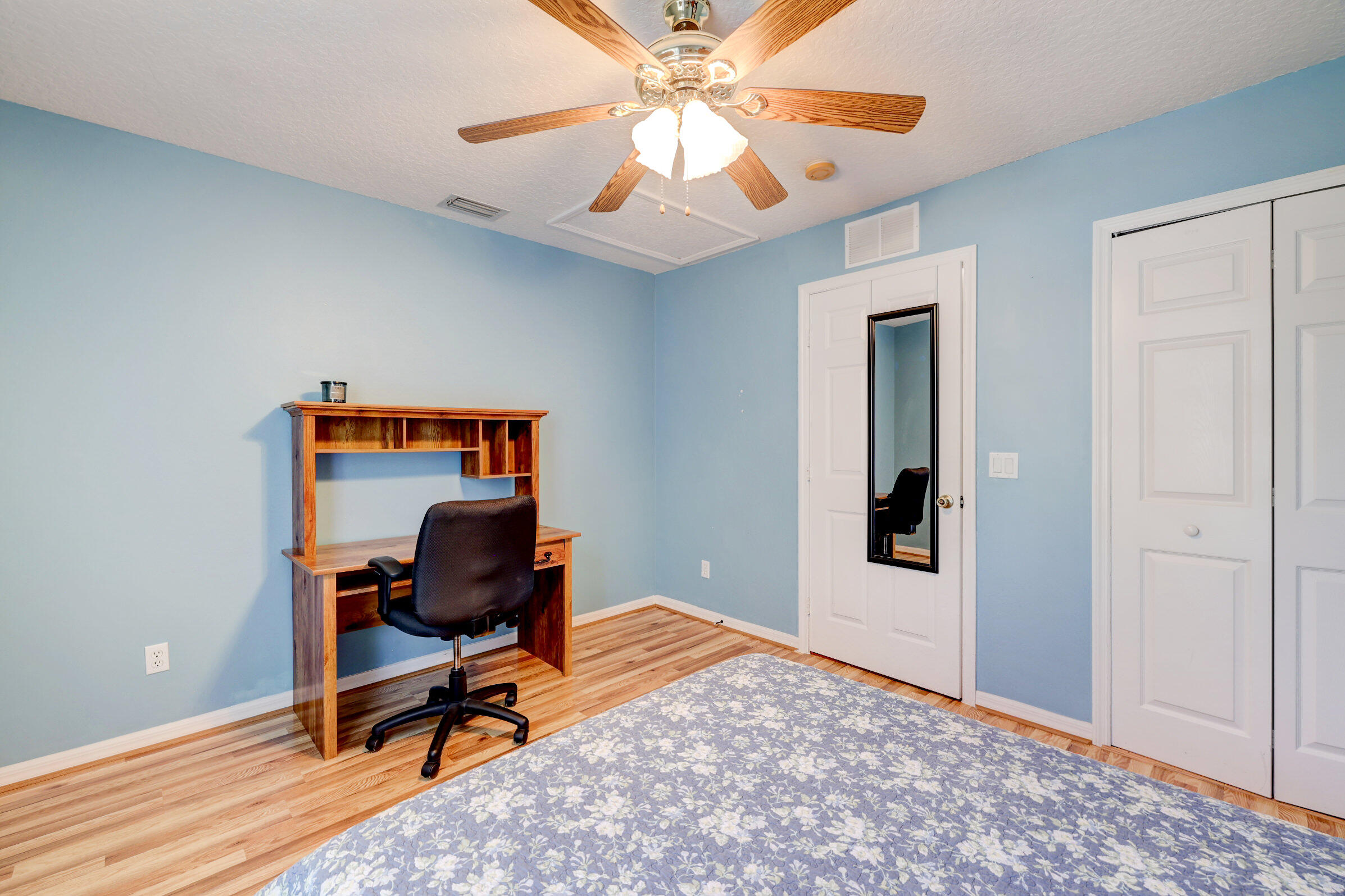 PORT ST LUCIE SECTION 40 - Residential Lease