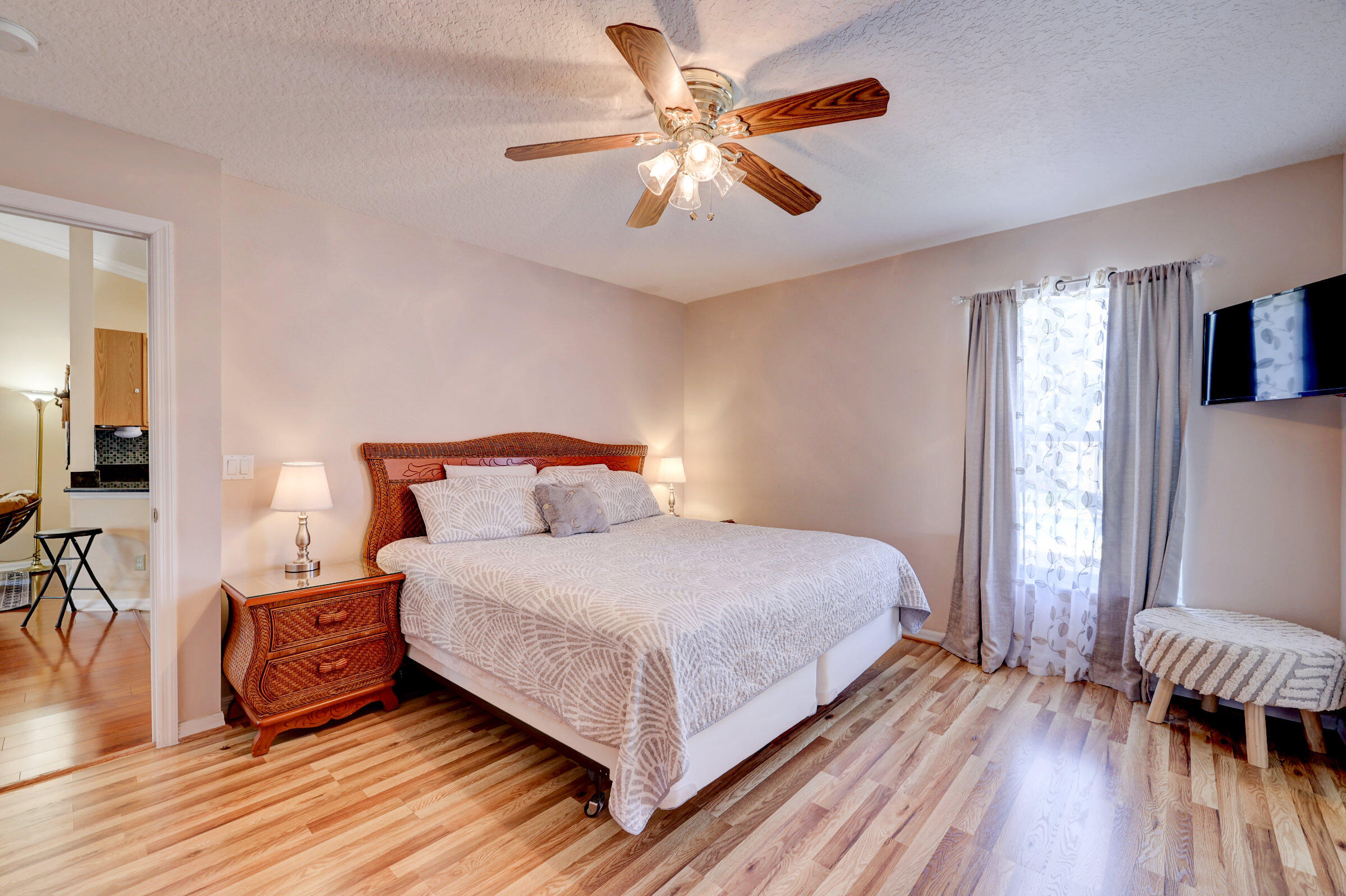 PORT ST LUCIE SECTION 40 - Residential Lease