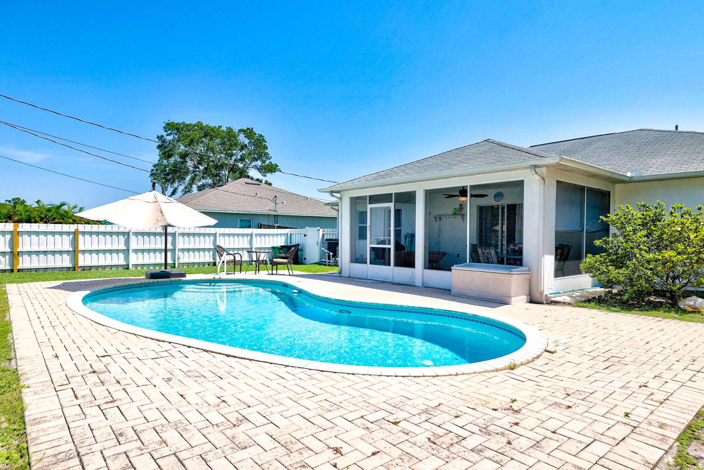 PORT ST LUCIE SECTION 40 - Residential Lease