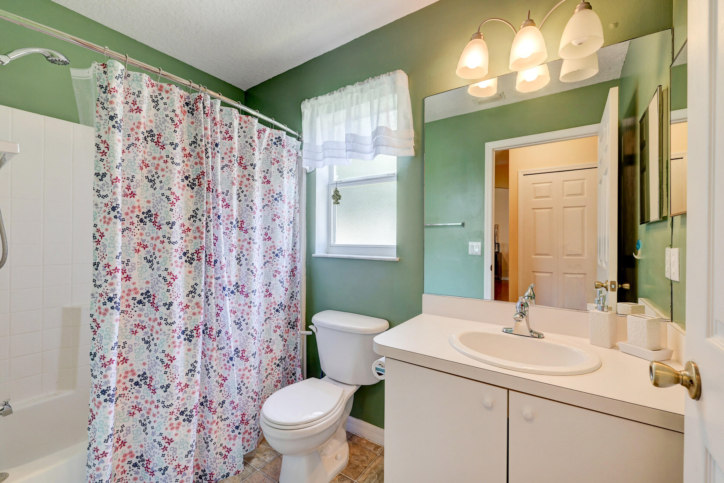 PORT ST LUCIE SECTION 40 - Residential Lease