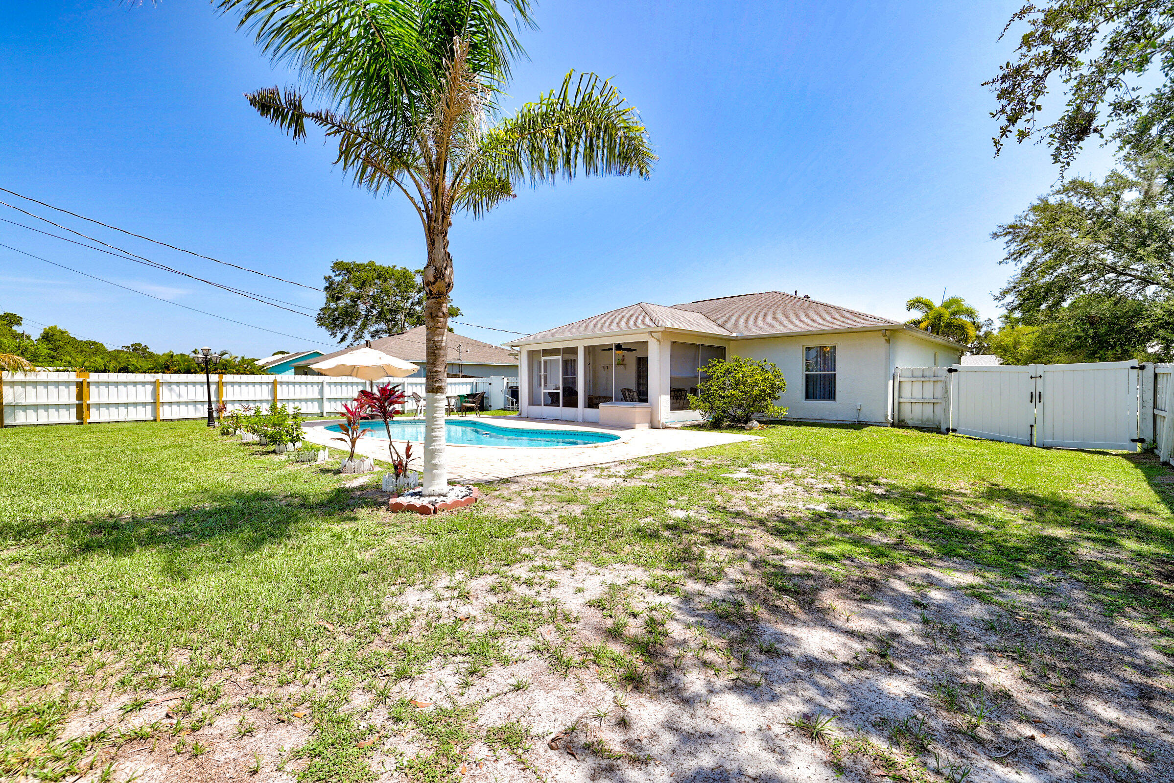 PORT ST LUCIE SECTION 40 - Residential Lease