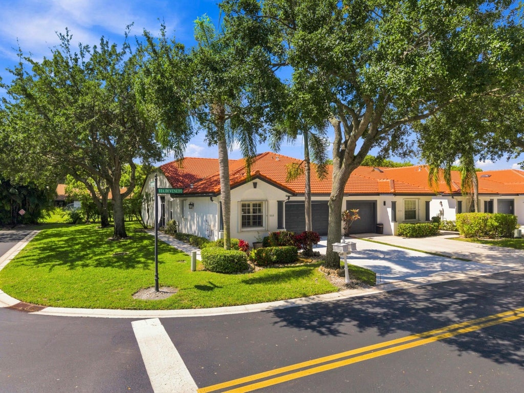 Photo of 8088 VIA DI VENETO, Boca Raton, FL 33496 (MLS # B26070795)