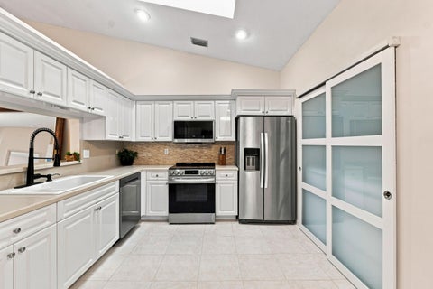 Tiny photo for 8088 VIA DI VENETO, Boca Raton, FL 33496 (MLS # B26070795)
