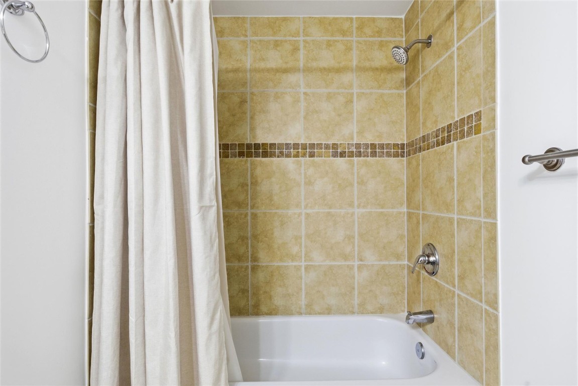 NURIVER LANDING CONDO - Residential