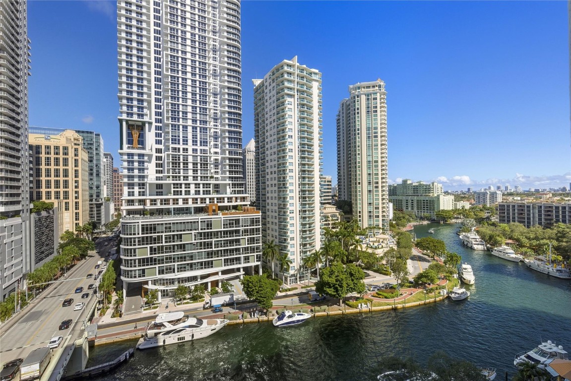 511 SE 5th Avenue 1216