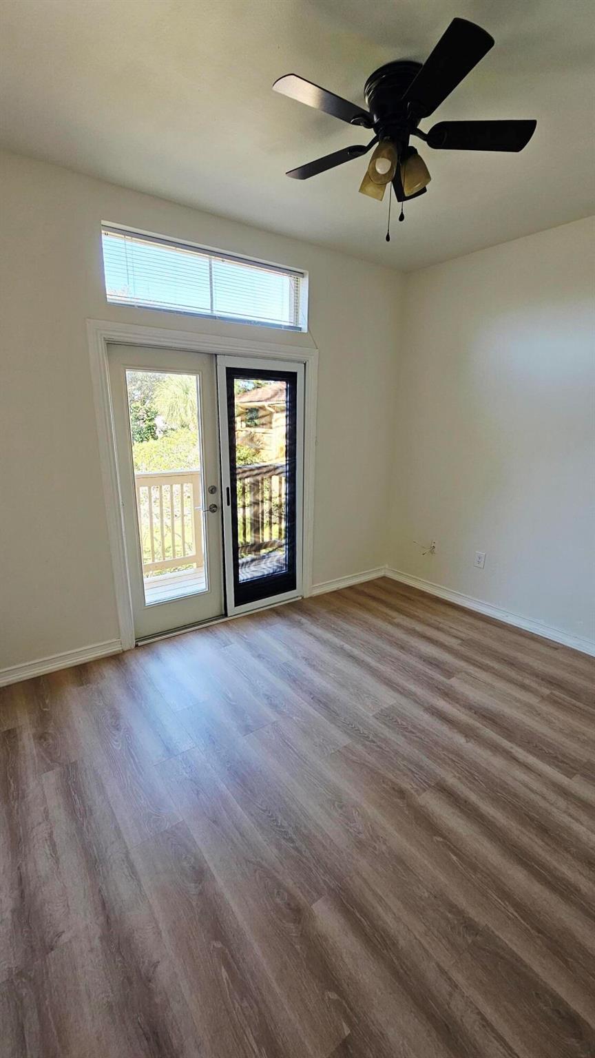 PALM LAKE CONDO - Residential Lease