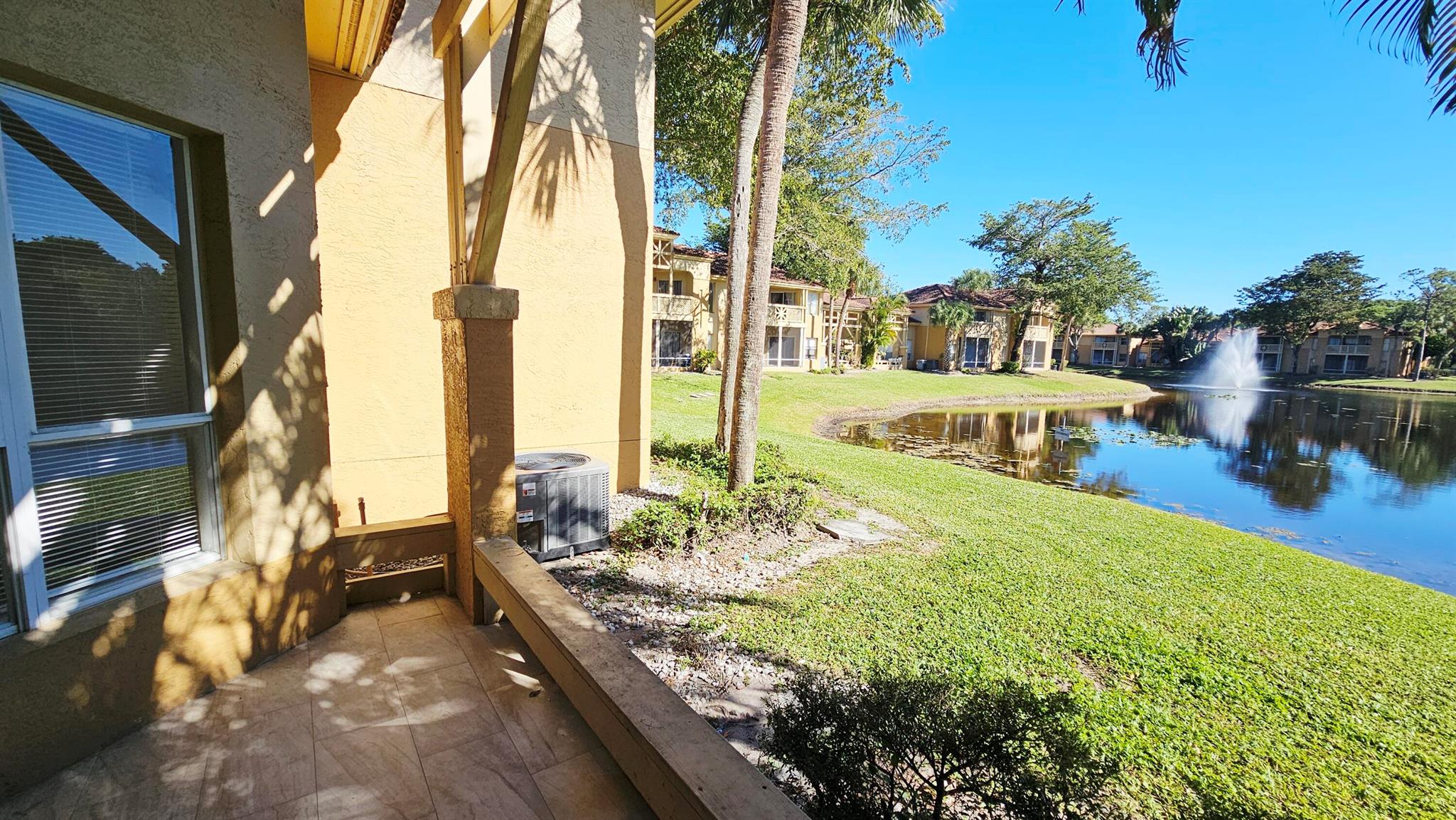 PALM LAKE CONDO - Residential Lease