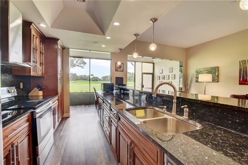 LA PAZ AT BOCA POINTE - Residential