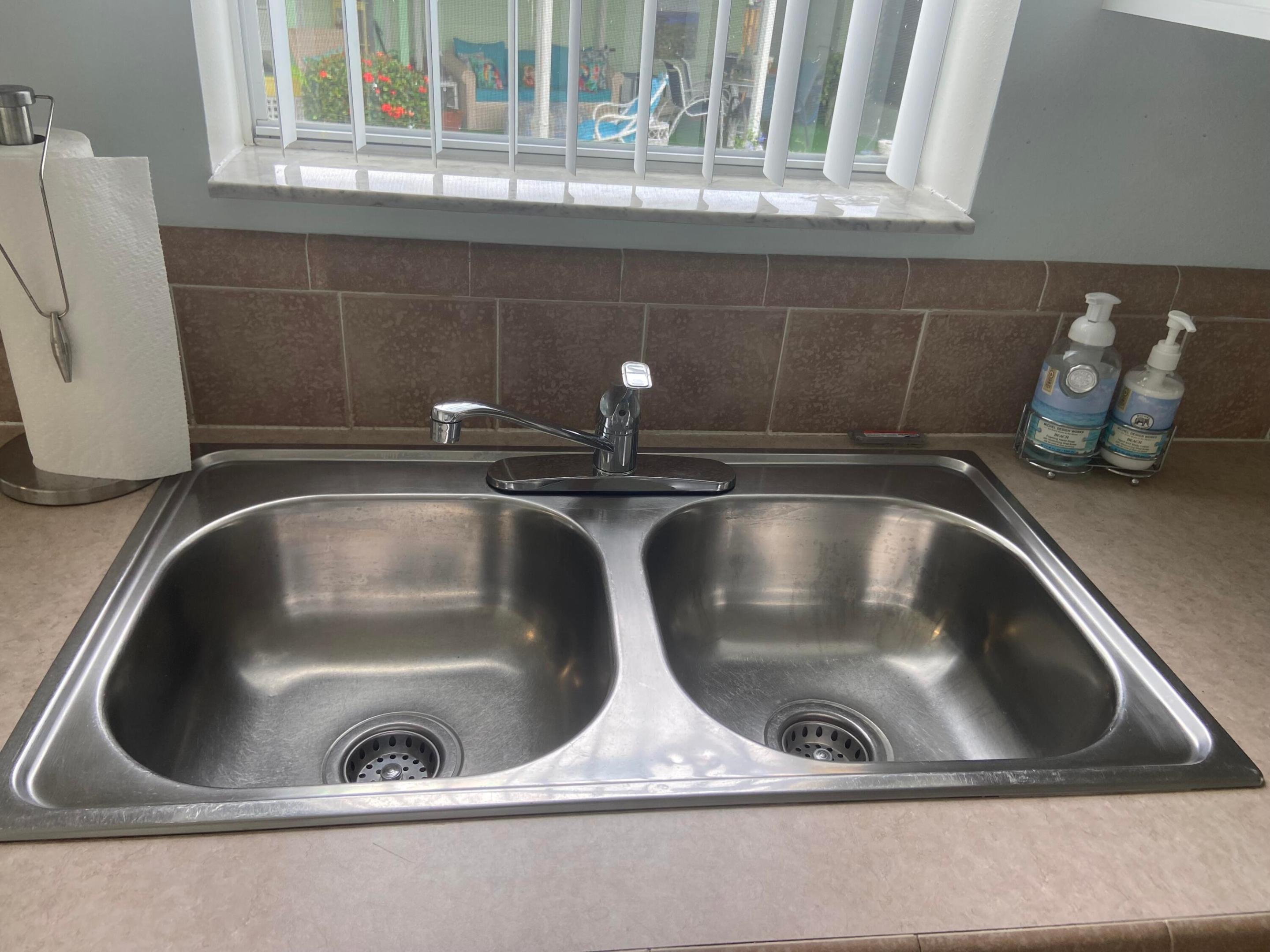 Spanish Lakes Riverfront 55+ community - Residential