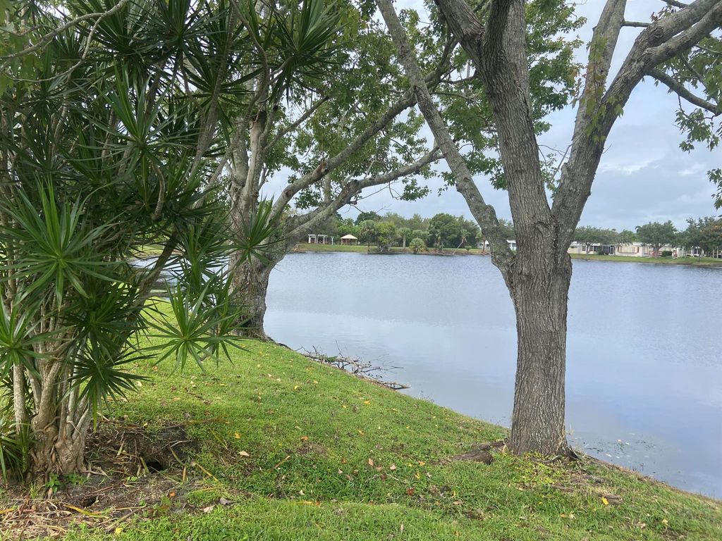 Photo of 3 San Pablo Ln, Port Saint Lucie, FL 34952 (MLS # R11131460)