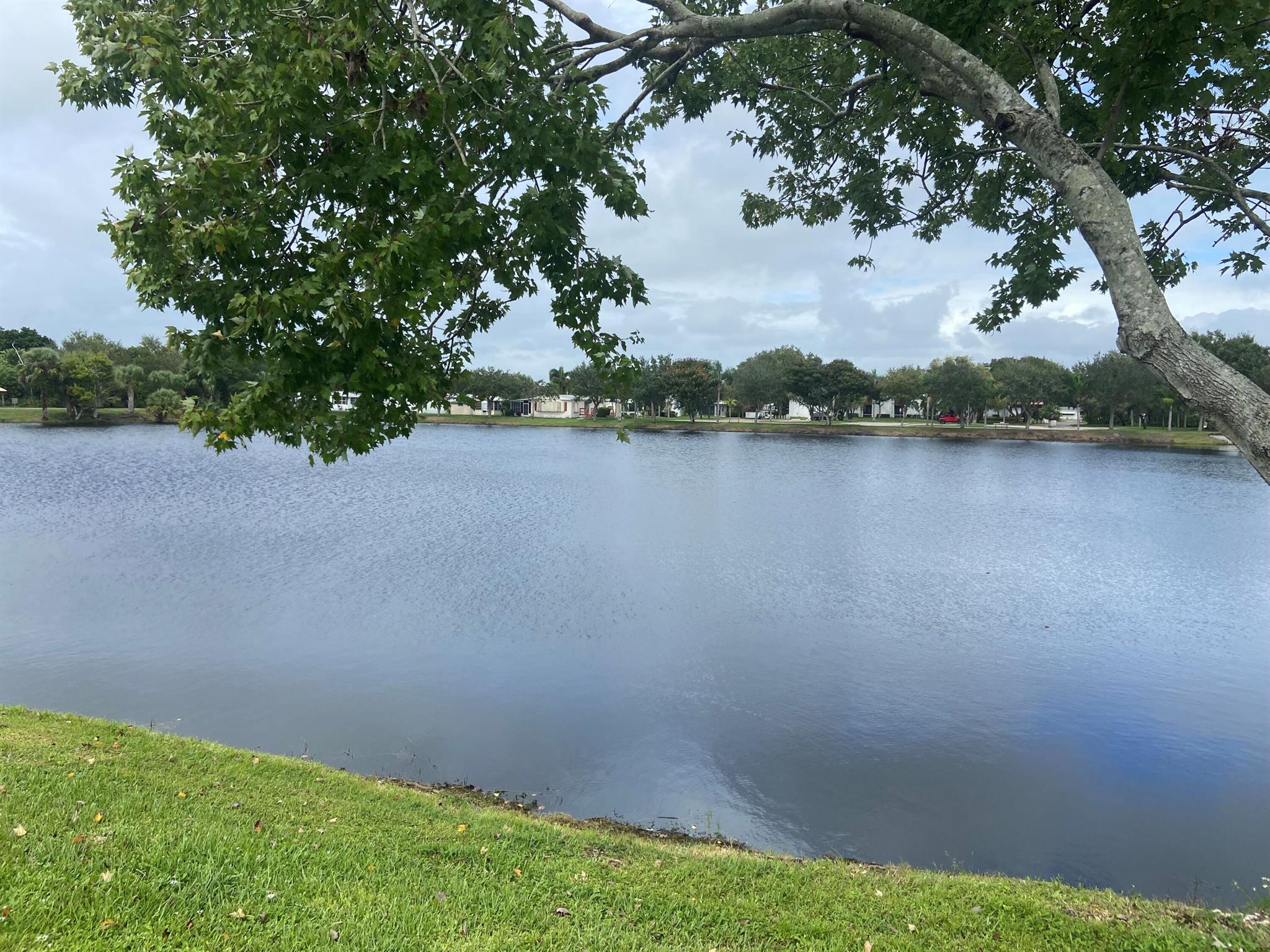Spanish Lakes Riverfront - Residential