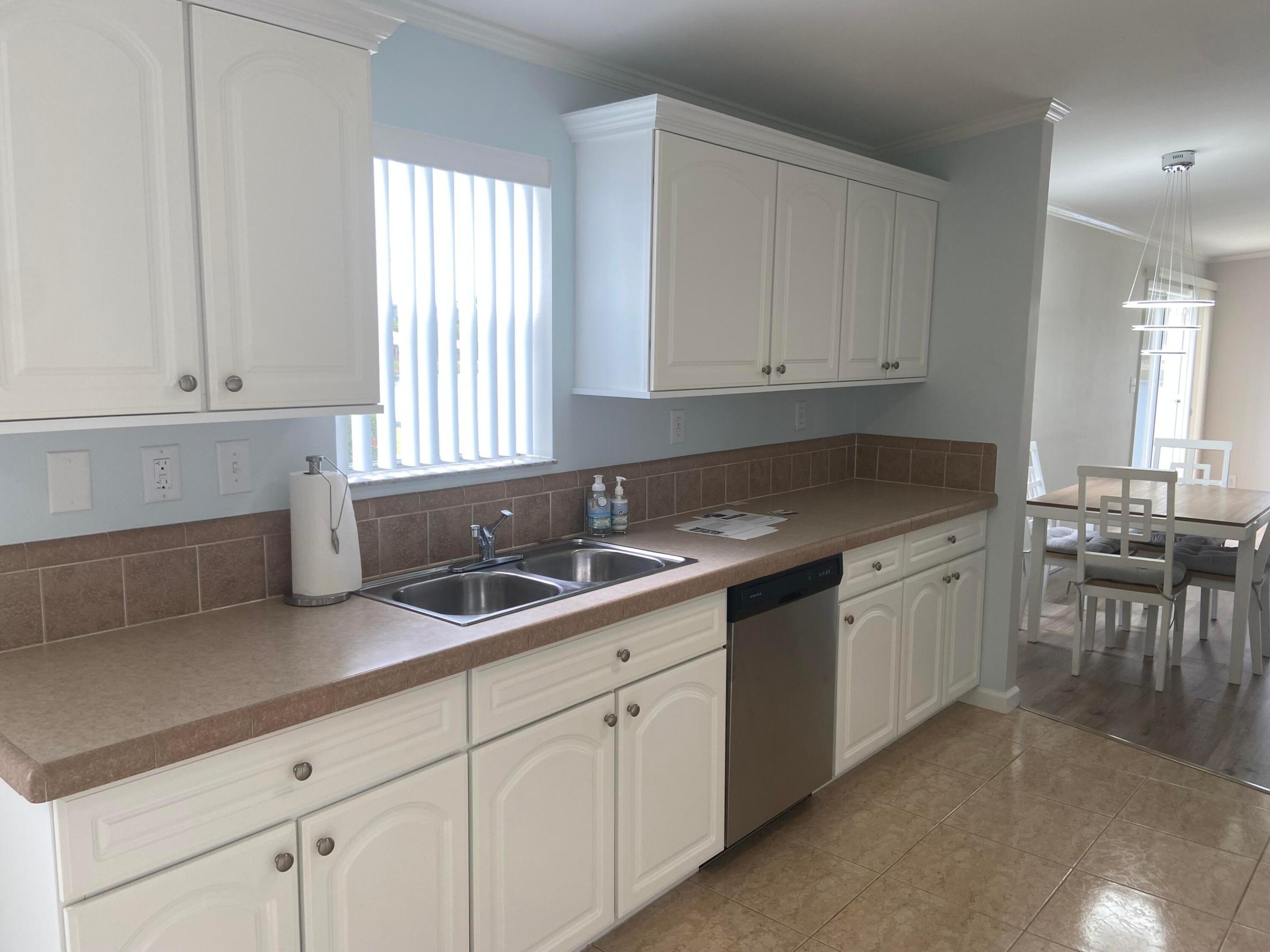 Spanish Lakes Riverfront 55+ community - Residential