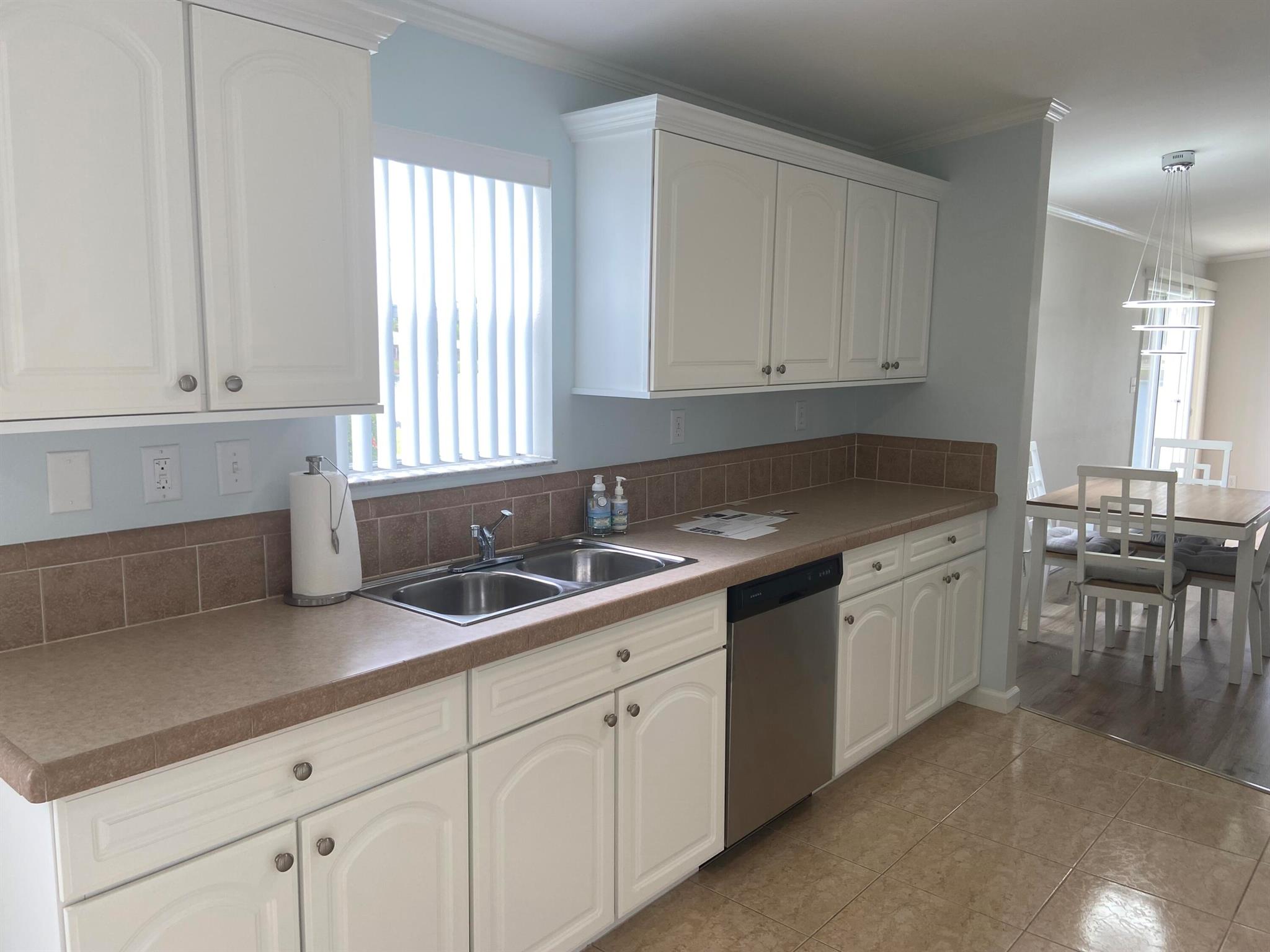 Spanish Lakes Riverfront - Residential