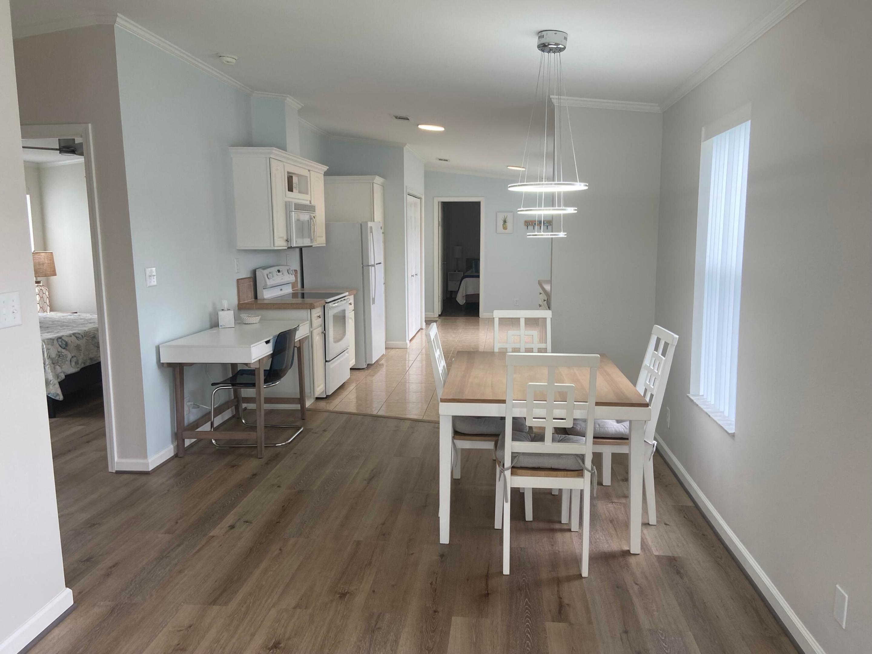 Spanish Lakes Riverfront 55+ community - Residential