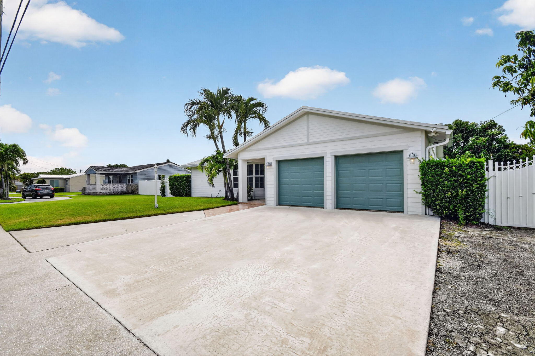 WEST PALM HARBOR - Residential