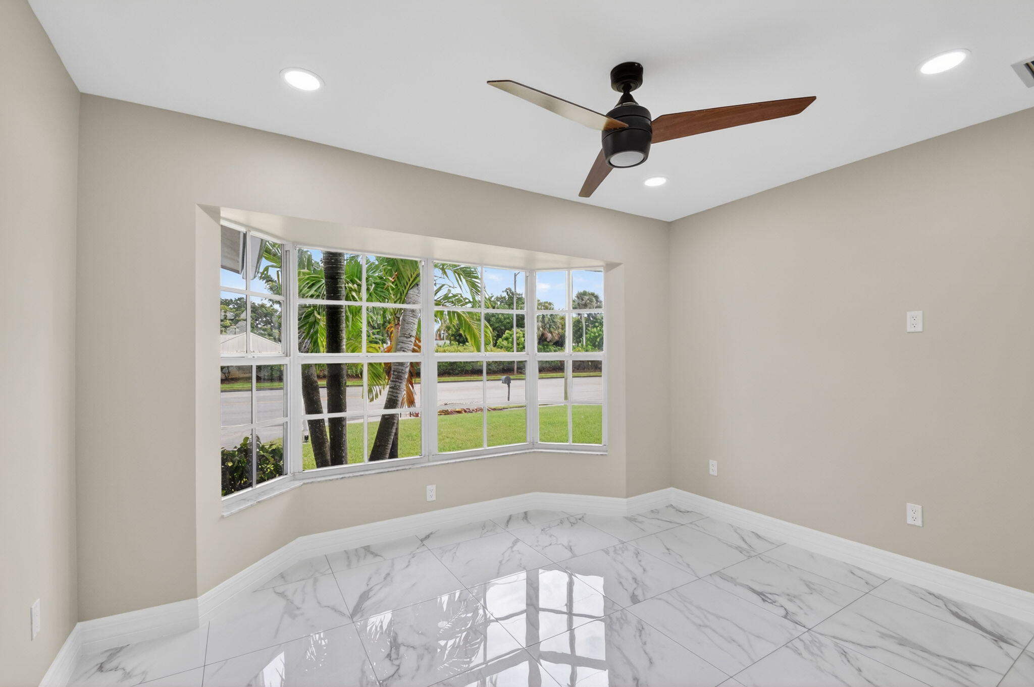 WEST PALM HARBOR - Residential