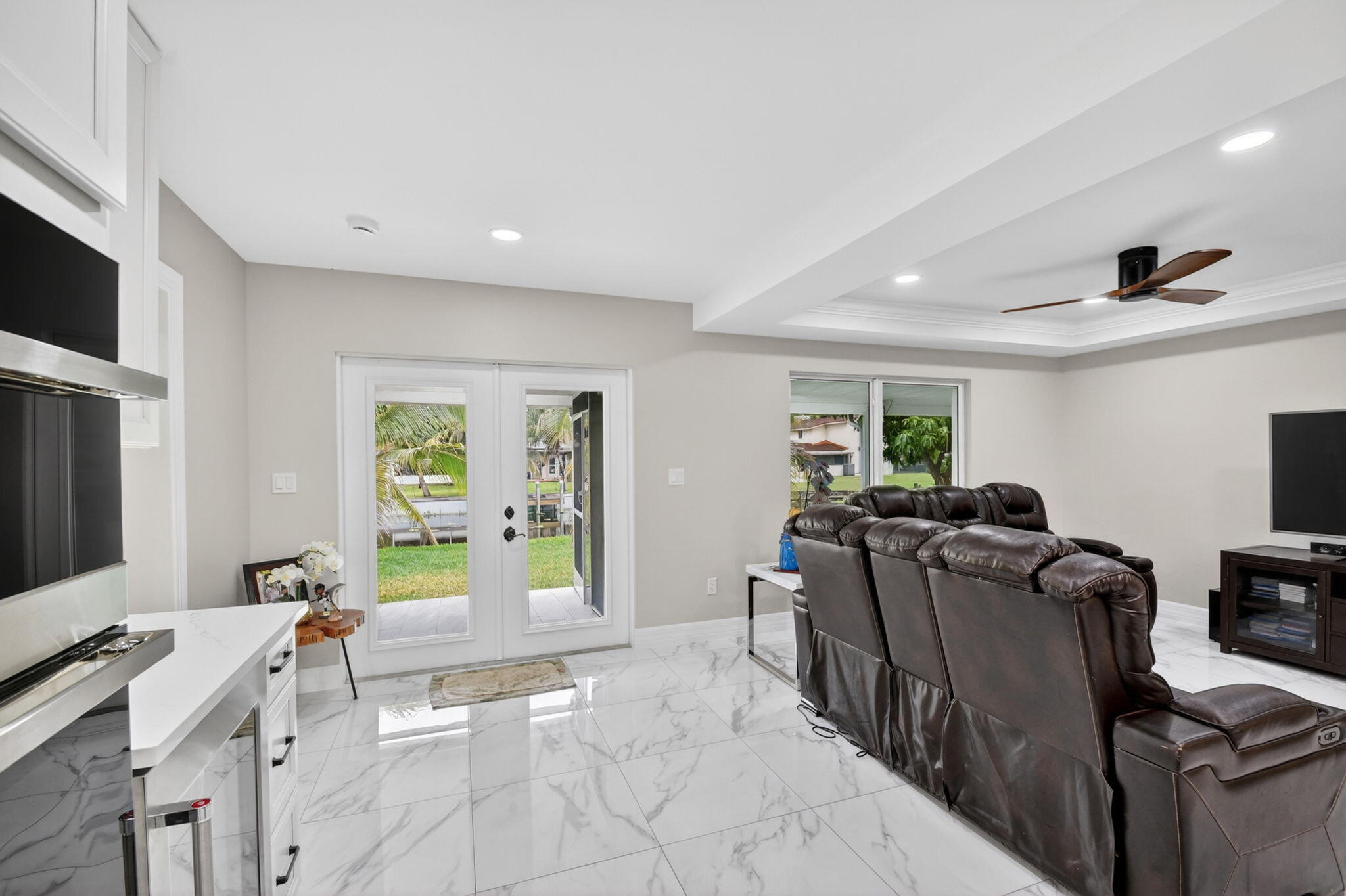 WEST PALM HARBOR - Residential