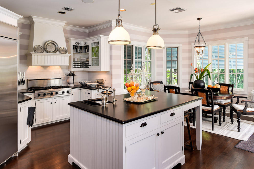 EL ENCANTO - Residential