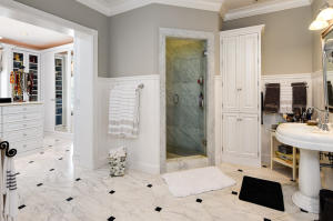 EL ENCANTO - Residential