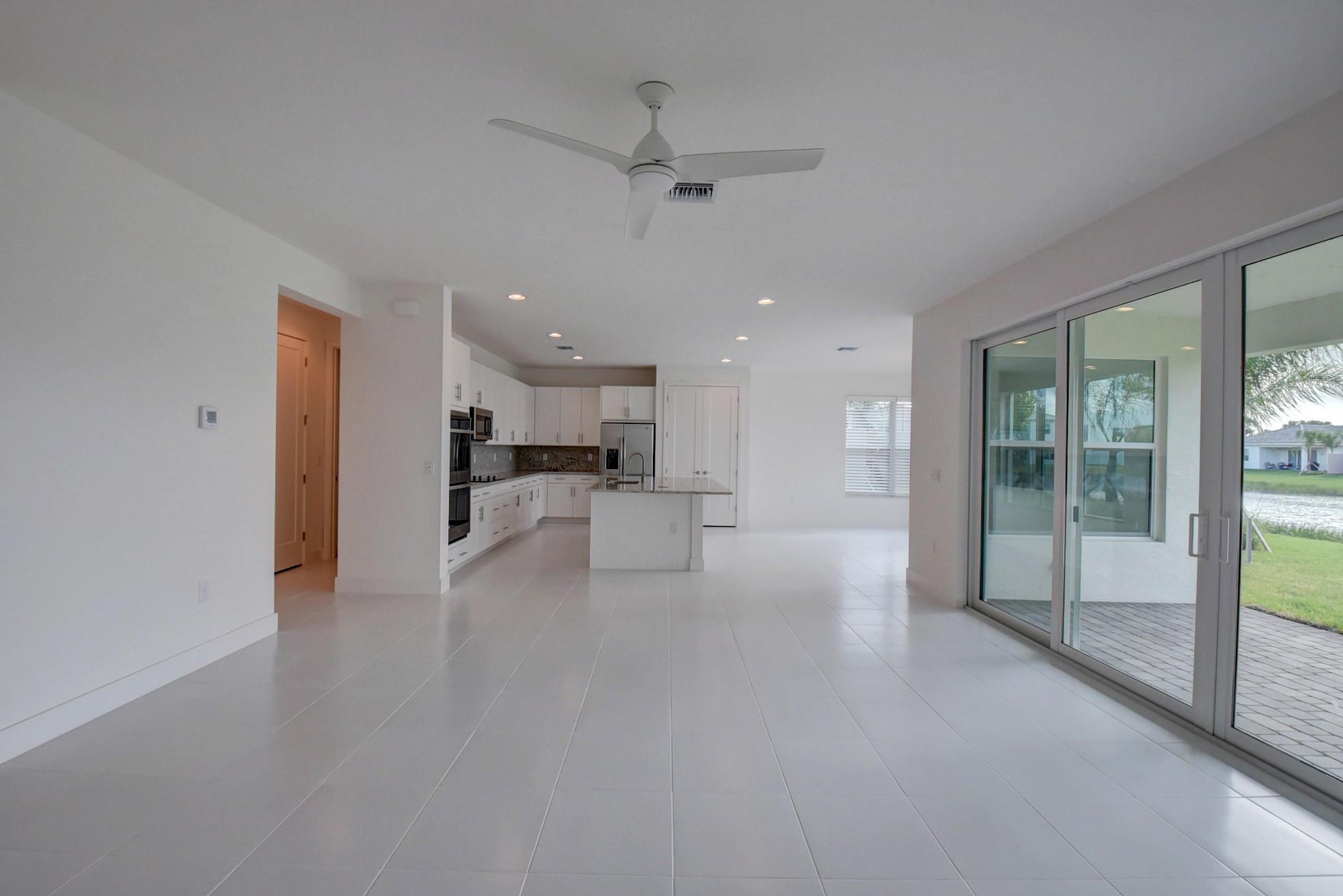 DAKOTA    SUSSMAN AGR PUD - Residential Lease