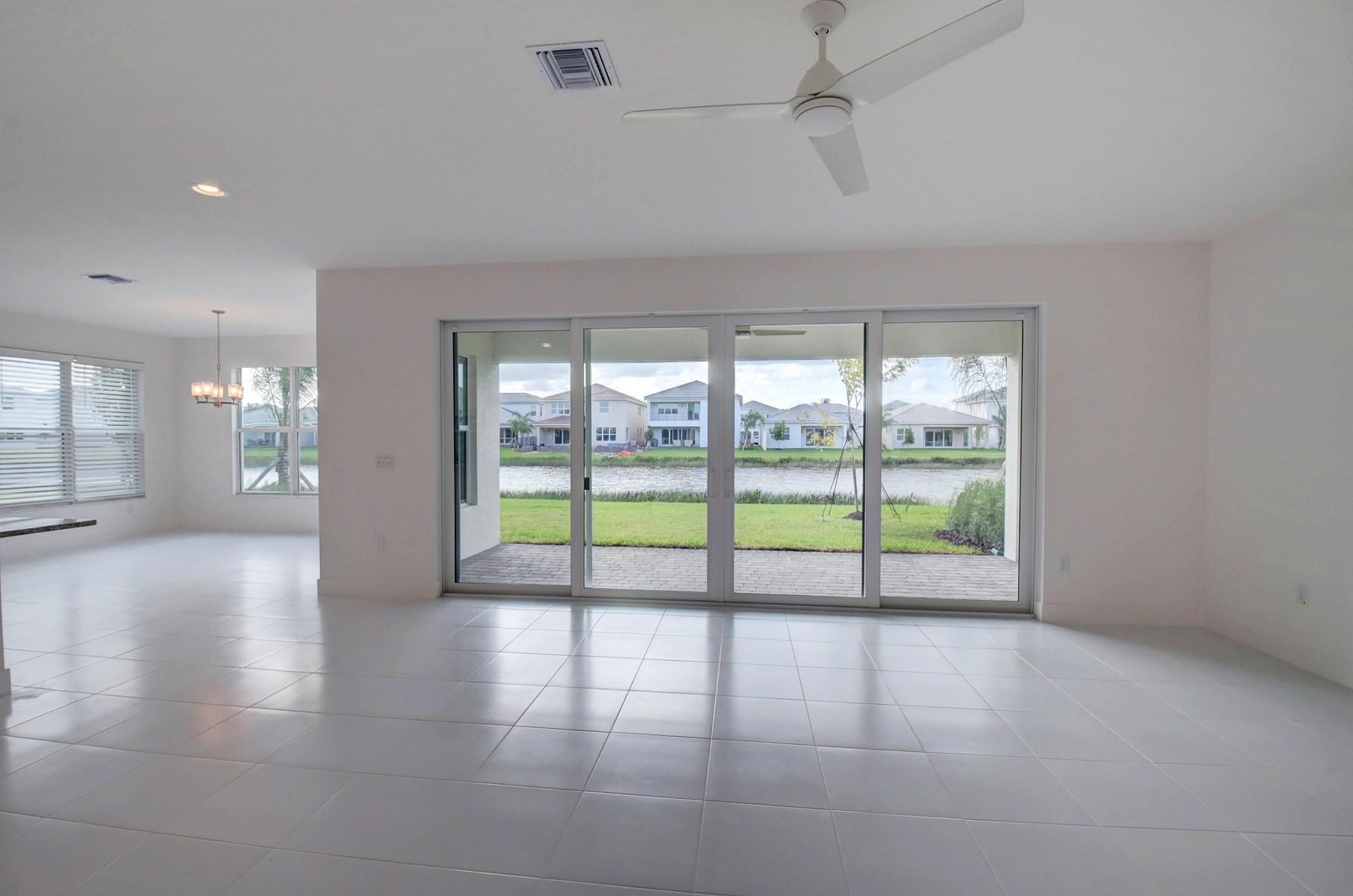 DAKOTA    SUSSMAN AGR PUD - Residential Lease