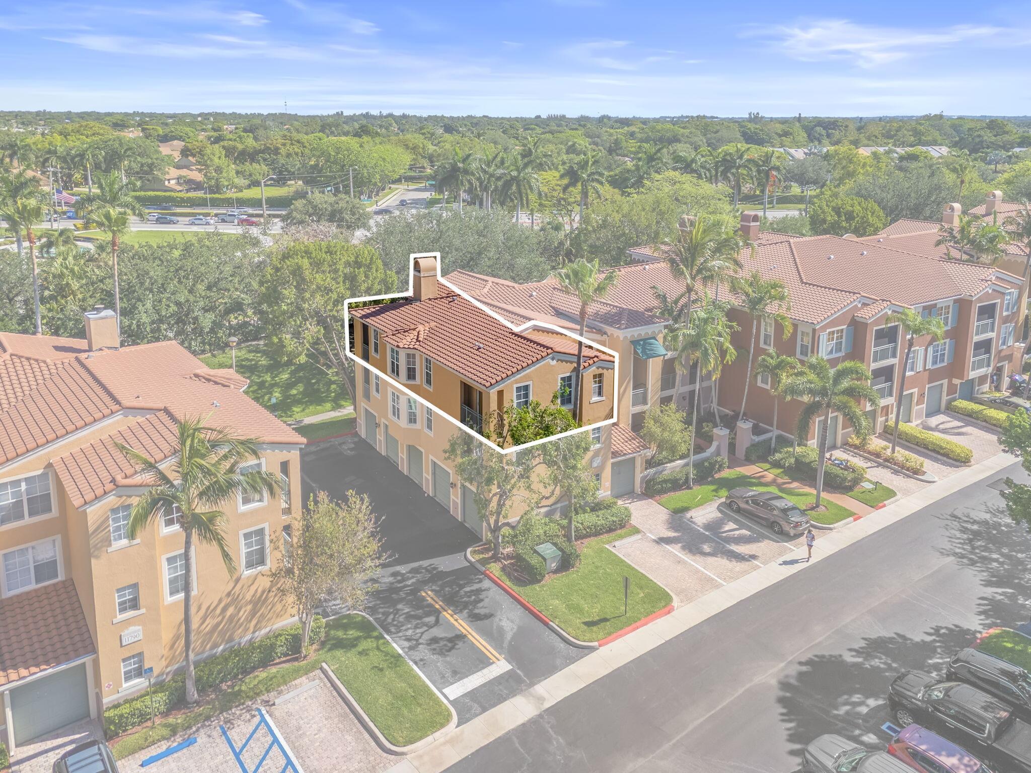 Properties 11780 Saint Andrews Place 301