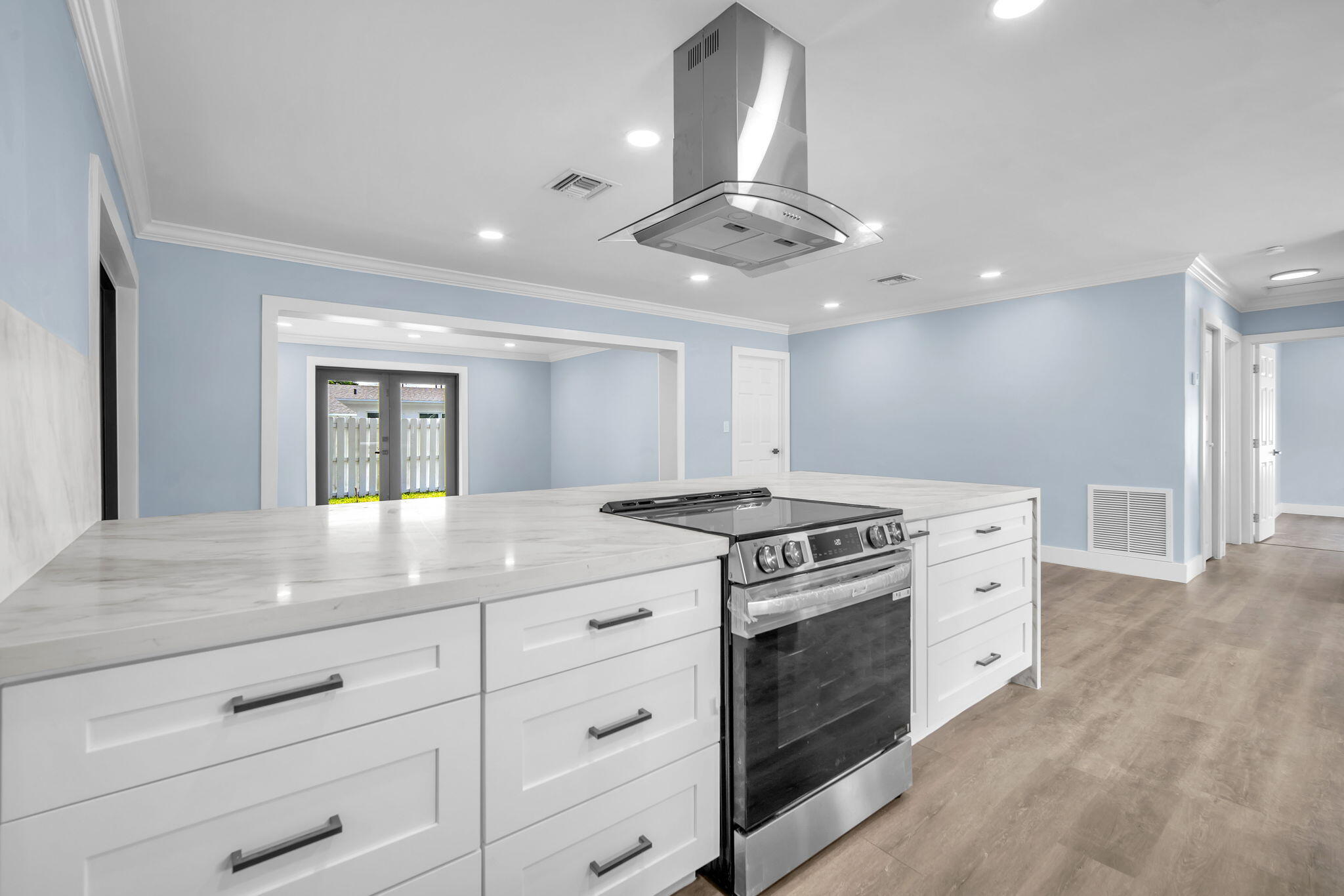 850 SW 1st Terrace