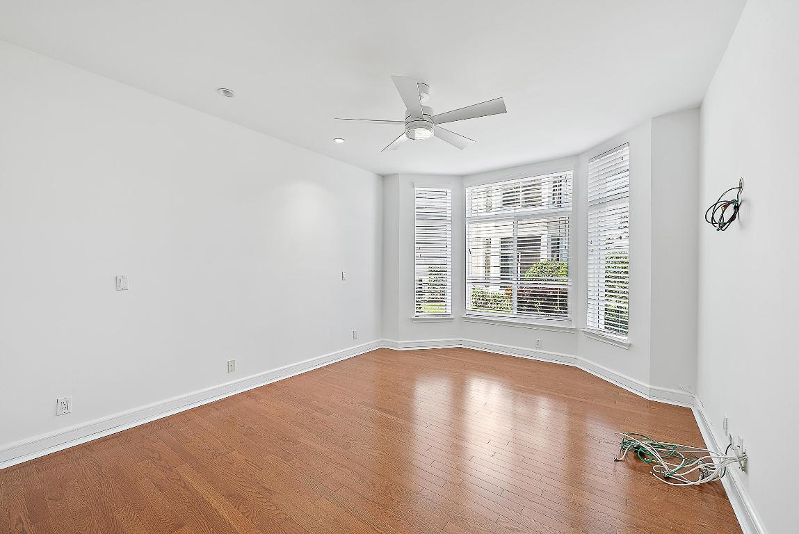 Admirals Cove - Residential