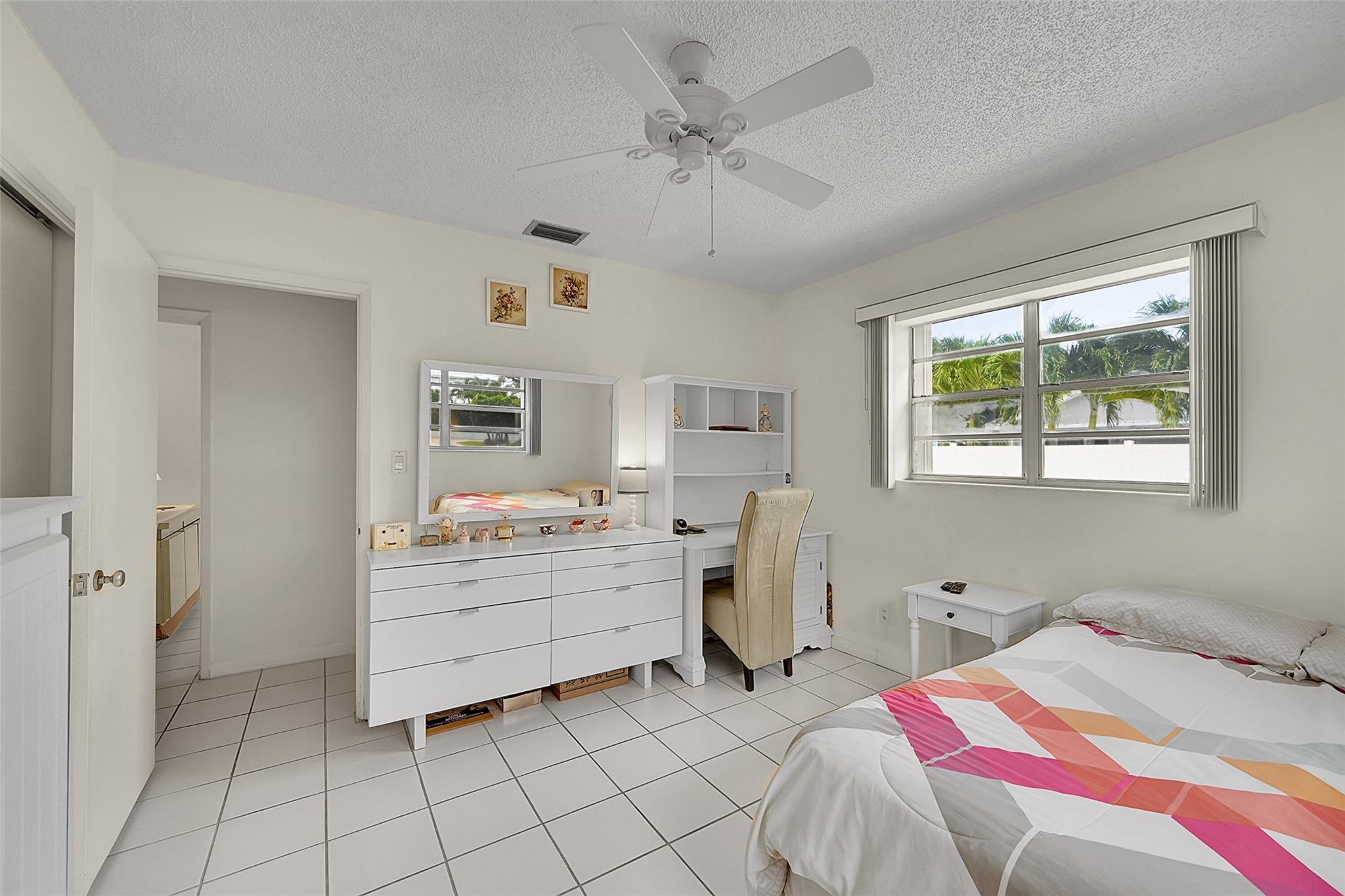 Hillsboro Isles 29-4 B - Residential