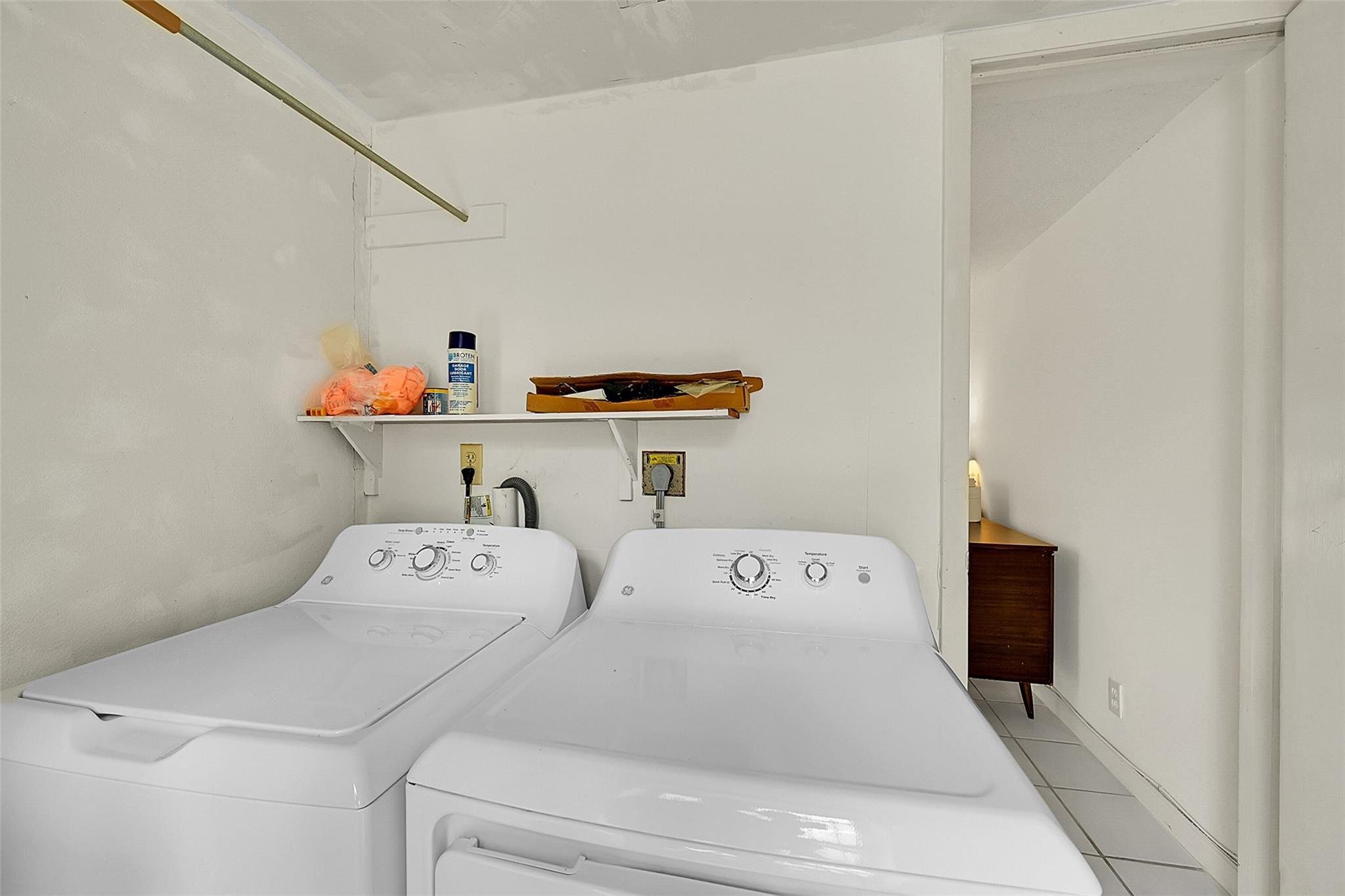 Hillsboro Isles 29-4 B - Residential