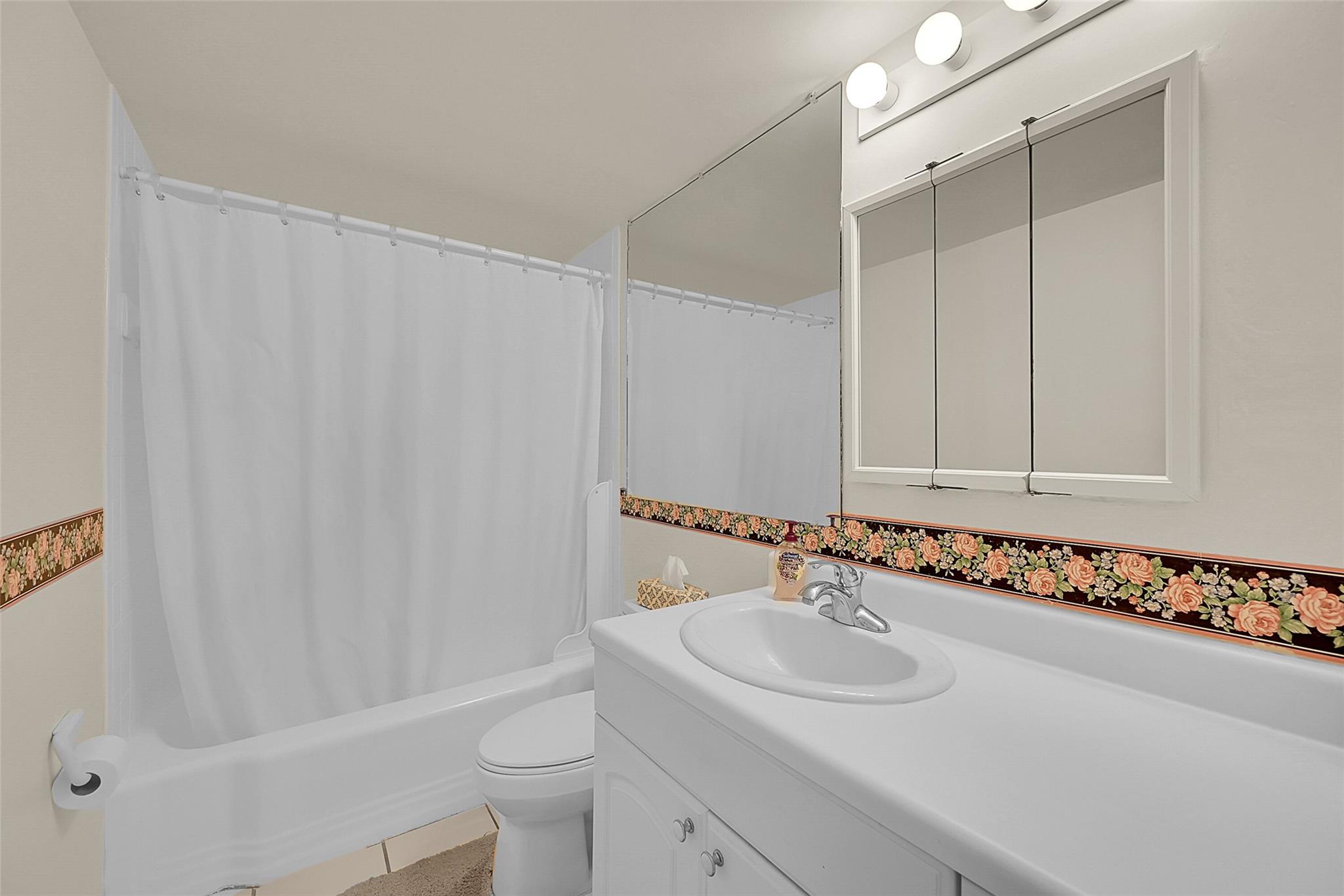 Hillsboro Isles 29-4 B - Residential