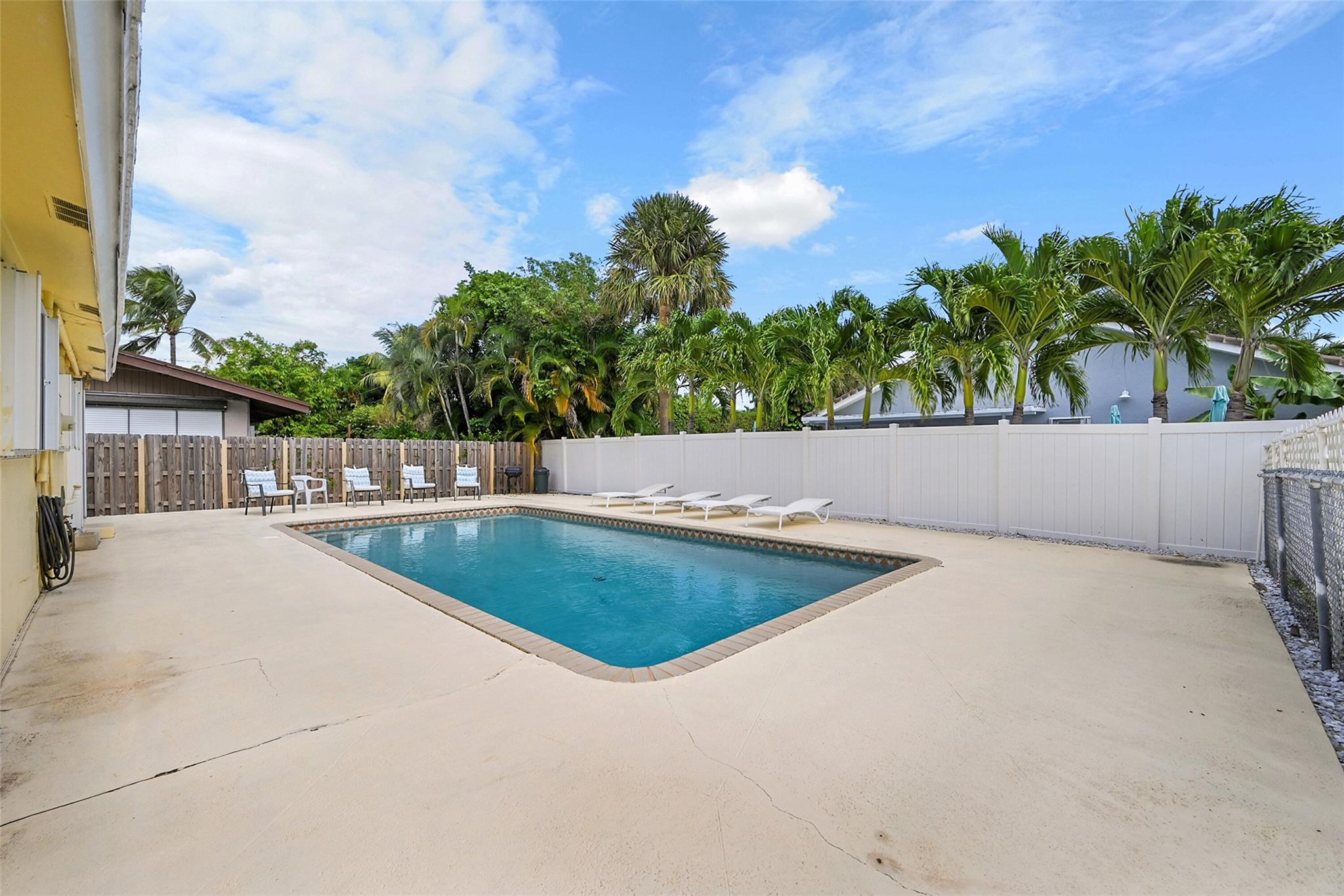 Hillsboro Isles 29-4 B - Residential