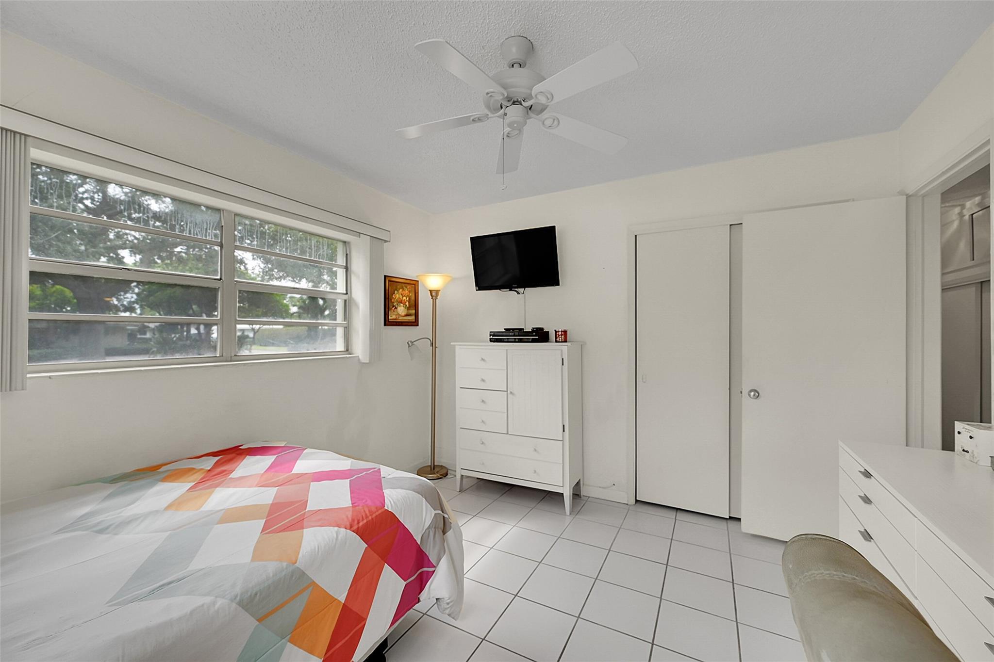 Hillsboro Isles 29-4 B - Residential