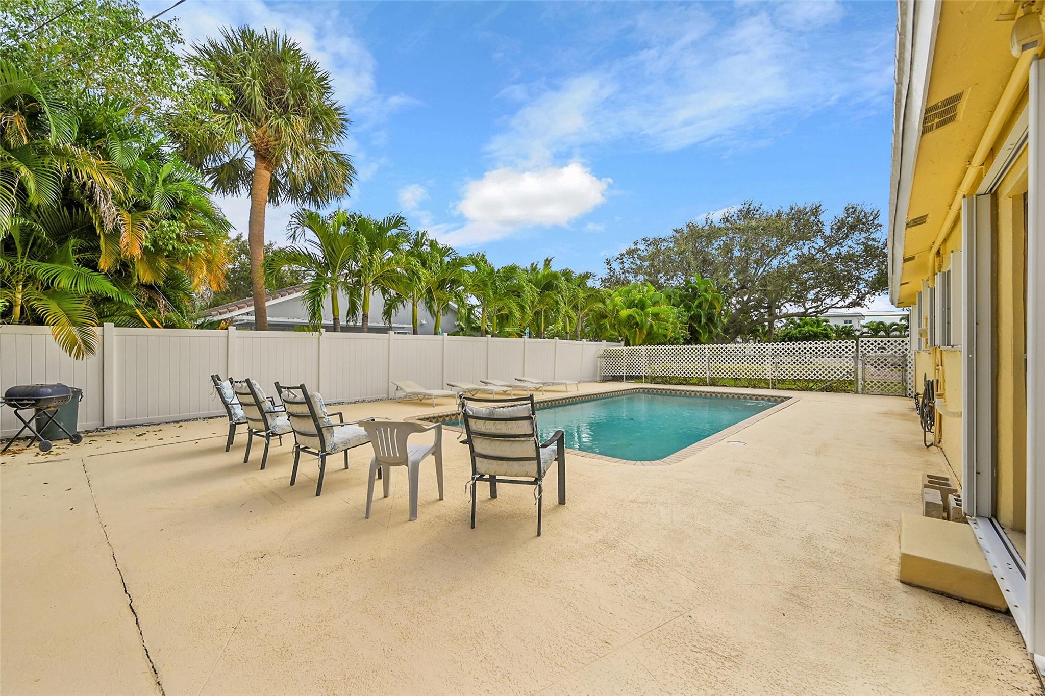 Hillsboro Isles 29-4 B - Residential