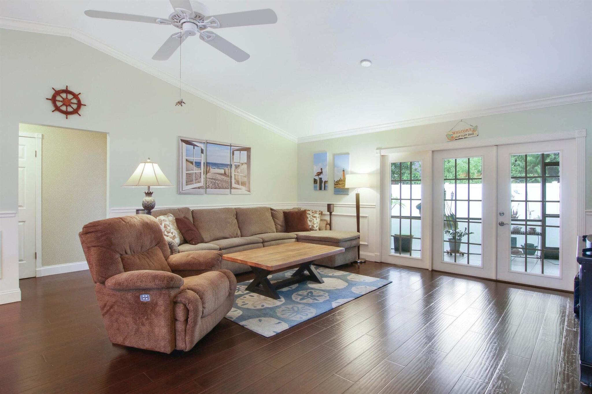 Tequesta Pines - Residential