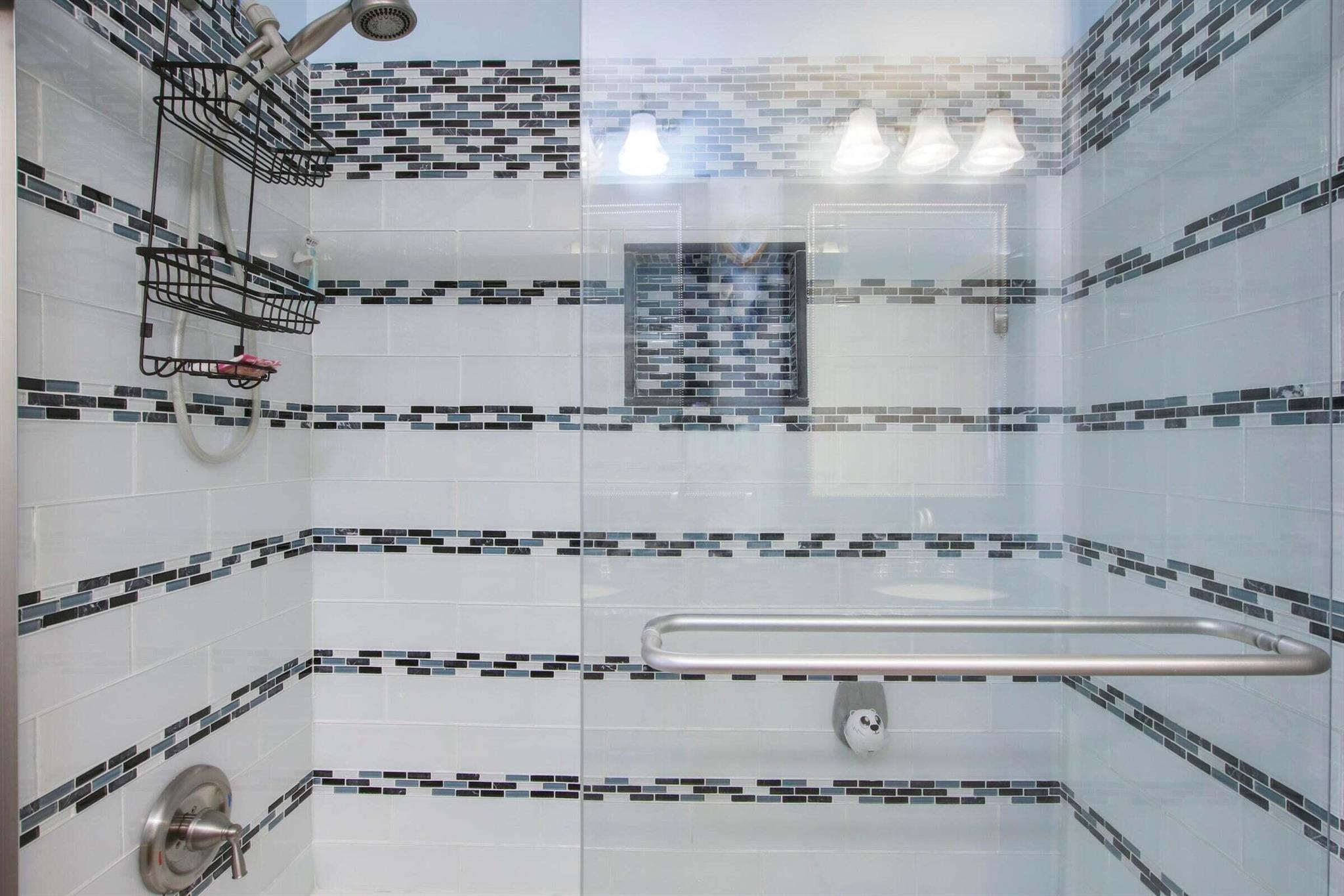 Tequesta Pines - Residential