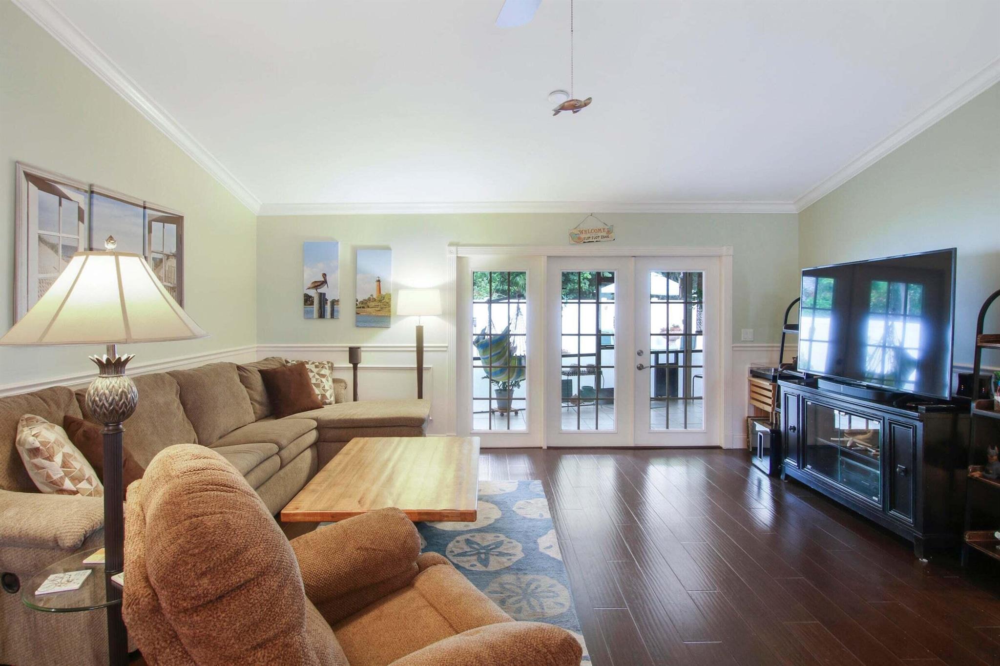 Tequesta Pines - Residential