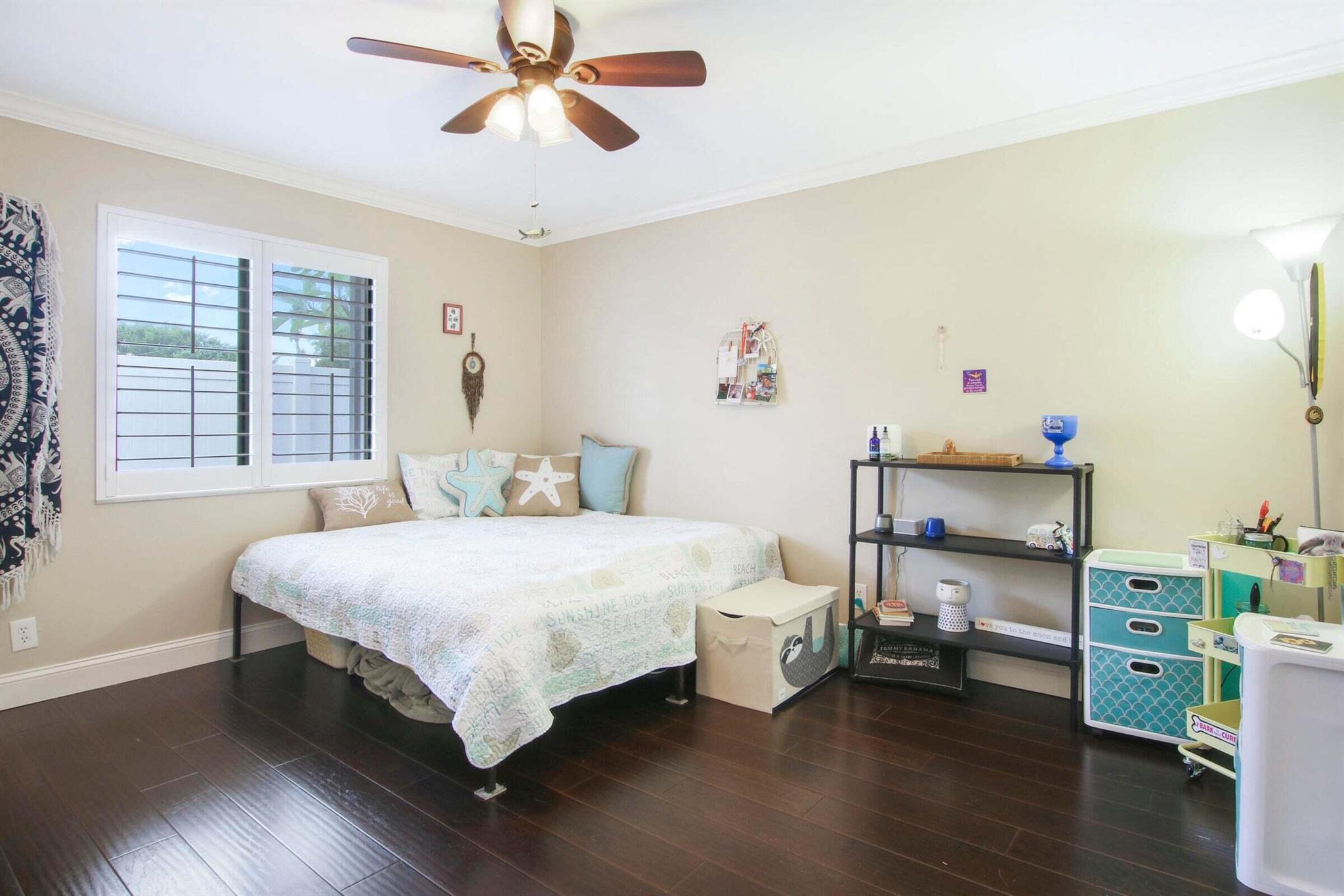 Tequesta Pines - Residential