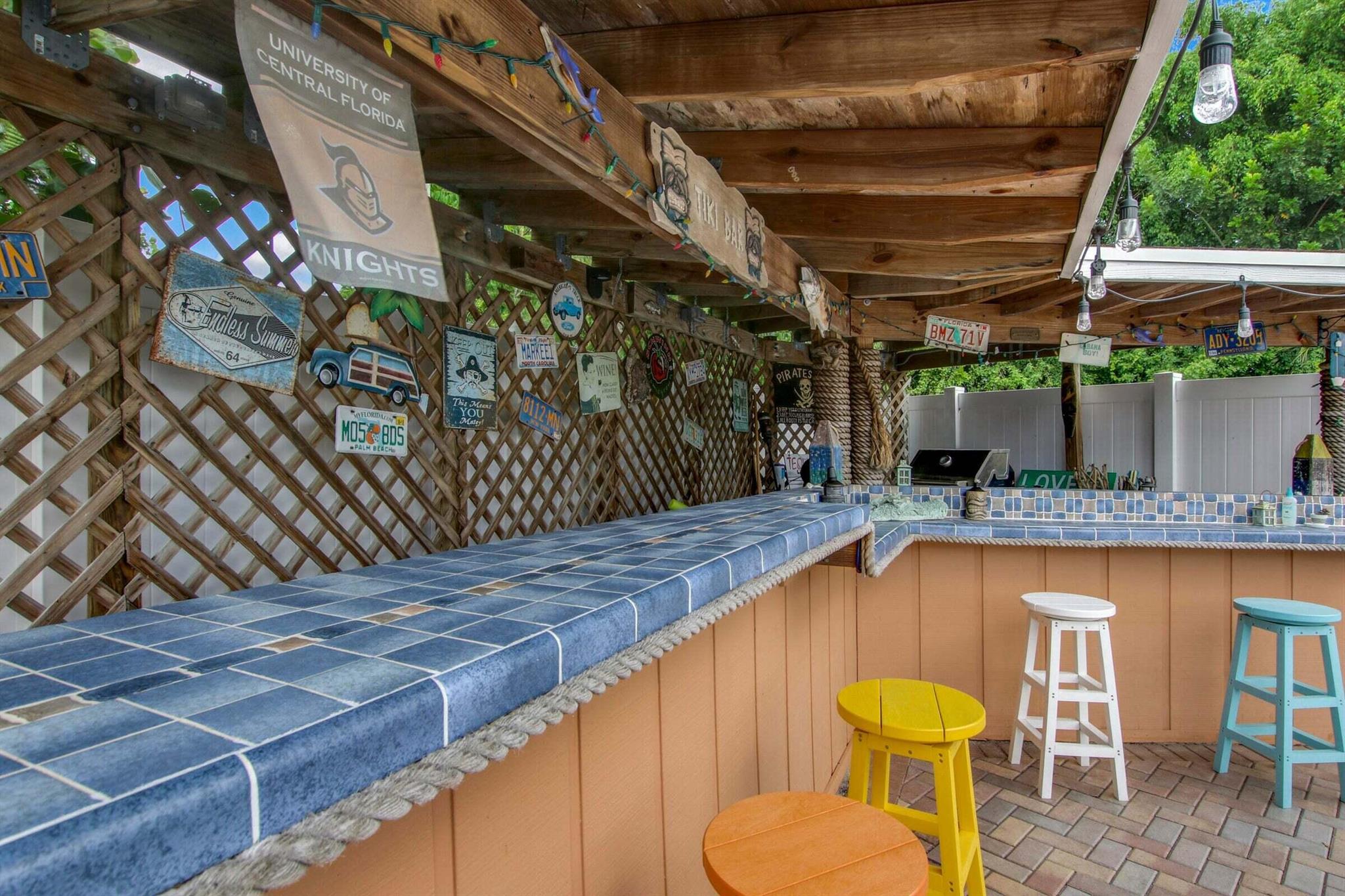 Tequesta Pines - Residential